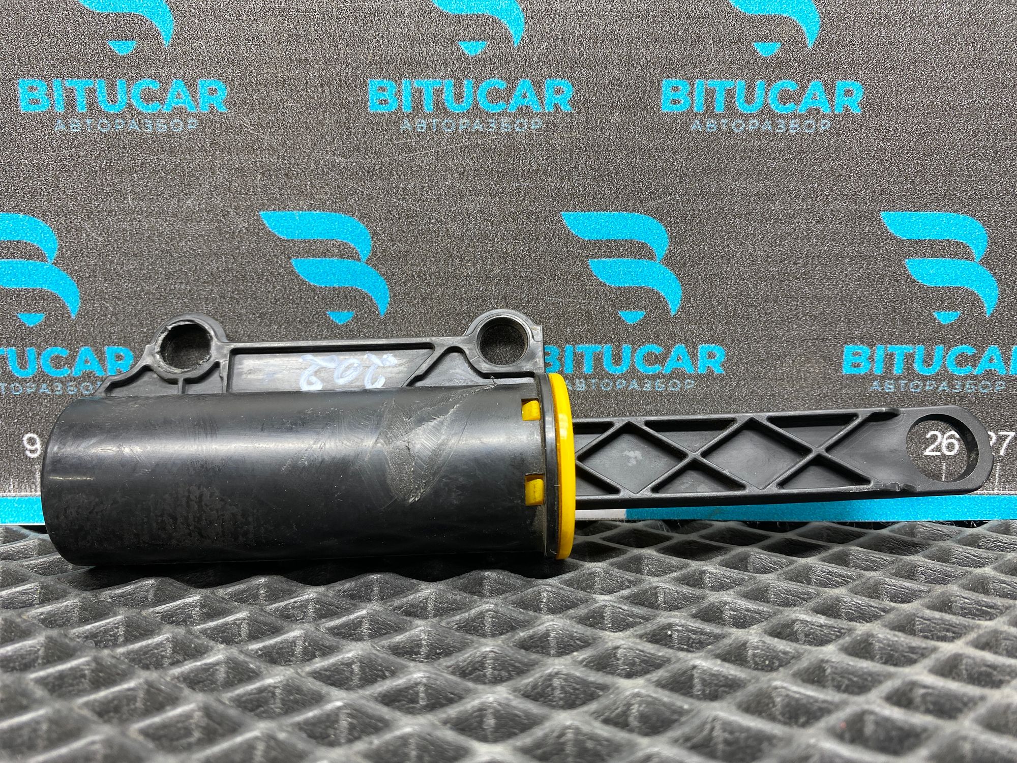 https://ycs.partsauto.market/partsauto-images/thmbs/userImages/c8f07ba63eb5b2f0f6006ea854bf8f7d/part/b447a154-9825-4849-b397-4765d80a7ce6_1777714397545.jpg