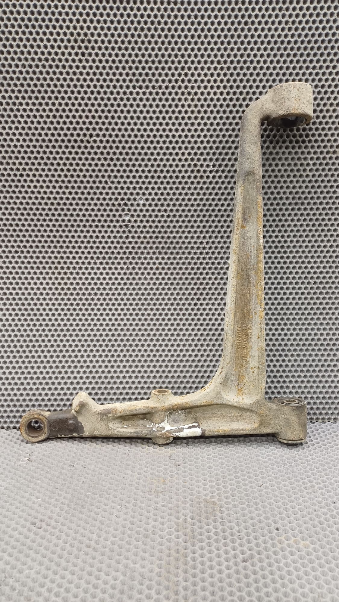 https://ycs.partsauto.market/partsauto-images/thmbs/userImages/c8f07ba63eb5b2f0f6006ea854bf8f7d/part/b6074bc7-b1c6-4a75-8aa0-0a32b75451cc_1774270446741.jpg