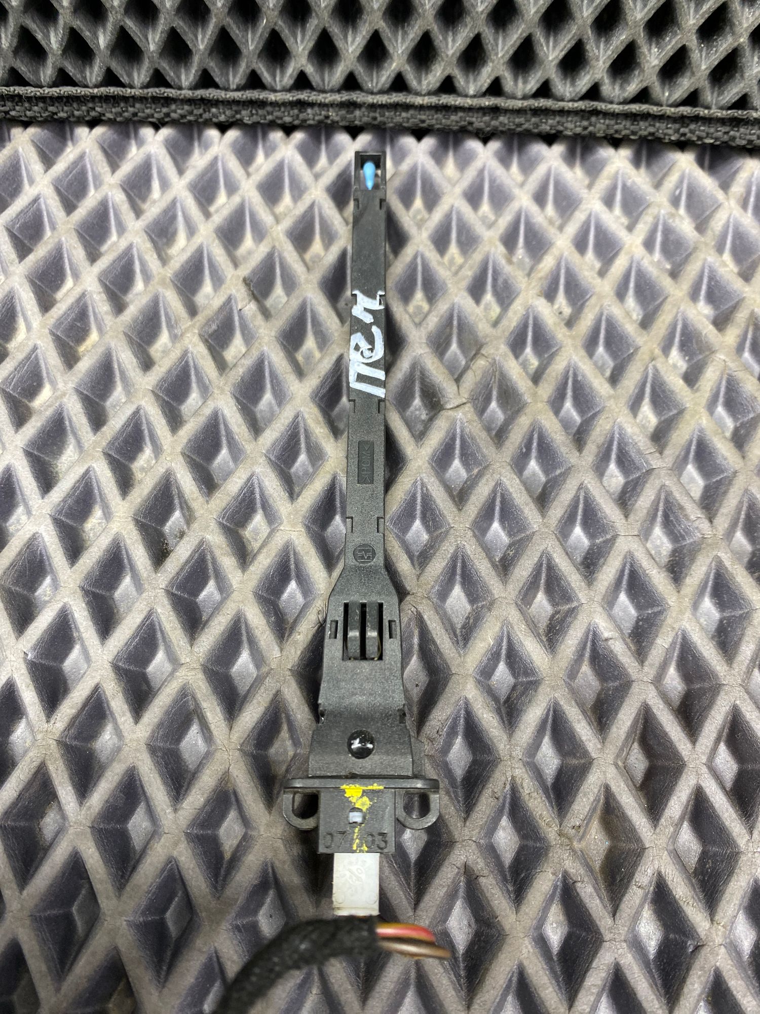 Б/У Датчик температуры воздуха в салоне BMW 7-Series 4 дорест. 2001—2005 2003 Черный, 990 рублей, Краснодар