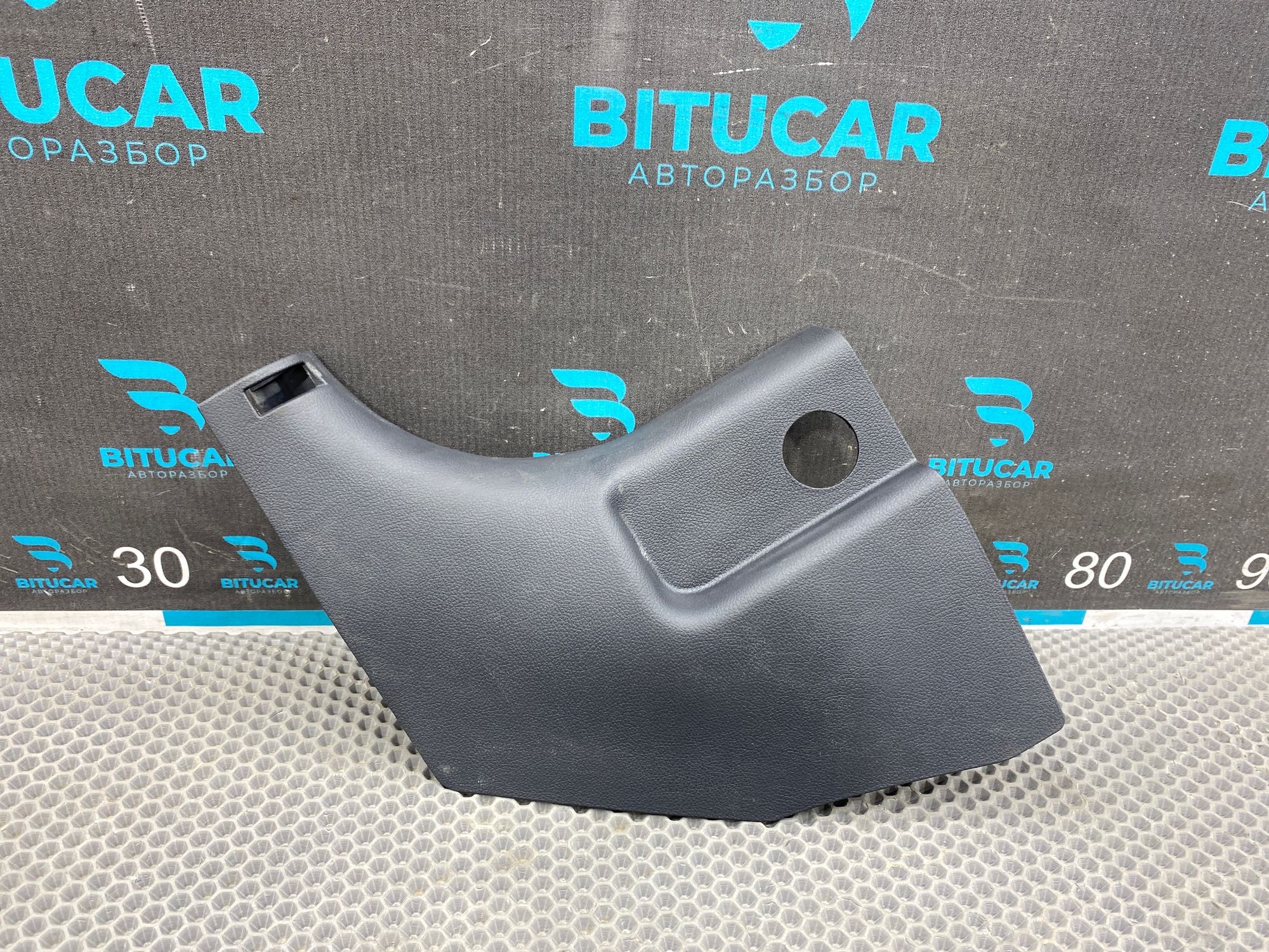 https://ycs.partsauto.market/partsauto-images/thmbs/userImages/c8f07ba63eb5b2f0f6006ea854bf8f7d/part/b692cab4-9f4b-45b0-814a-7ae7d9bb76d5_1767948221092.jpg