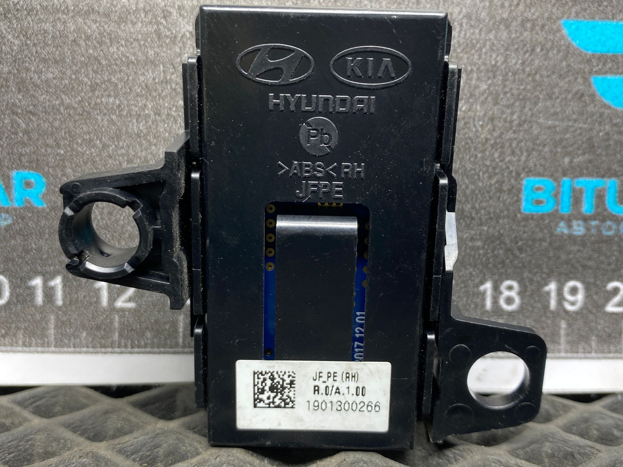 https://ycs.partsauto.market/partsauto-images/thmbs/userImages/c8f07ba63eb5b2f0f6006ea854bf8f7d/part/b6ced8fb-bc4b-414f-b693-c004d0082844_1777634599388.jpg