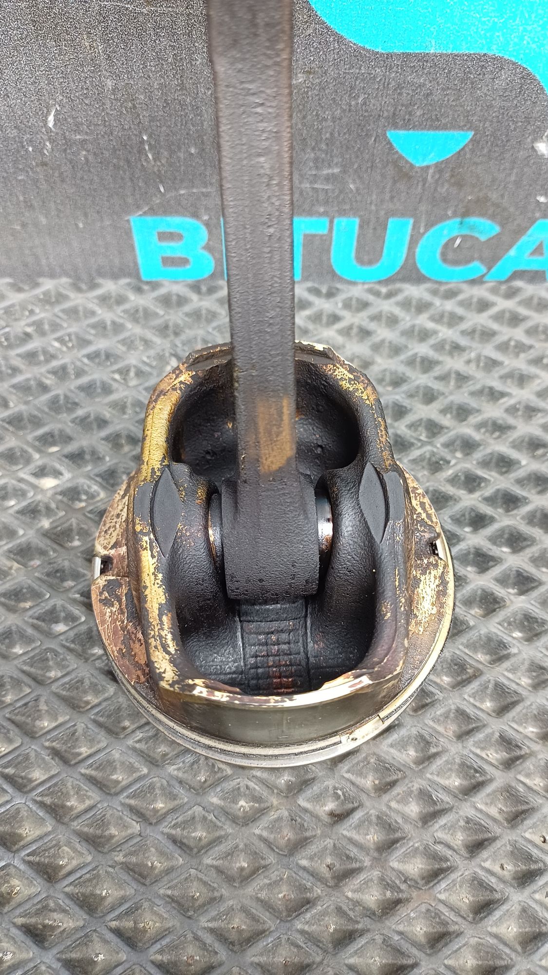 https://ycs.partsauto.market/partsauto-images/thmbs/userImages/c8f07ba63eb5b2f0f6006ea854bf8f7d/part/b733b085-712a-4089-8ae8-516051add18b_1777196220829.jpg