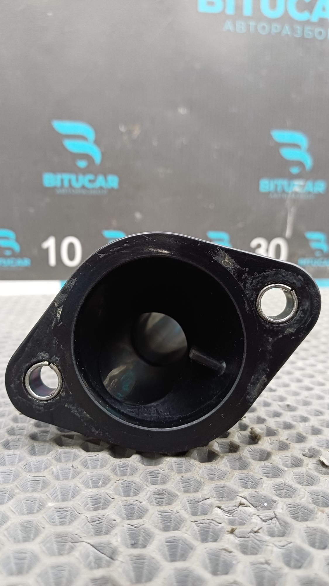 https://ycs.partsauto.market/partsauto-images/thmbs/userImages/c8f07ba63eb5b2f0f6006ea854bf8f7d/part/b7d6f5cb-9382-43da-adff-b644e6dce5b5_1777381545146.jpg