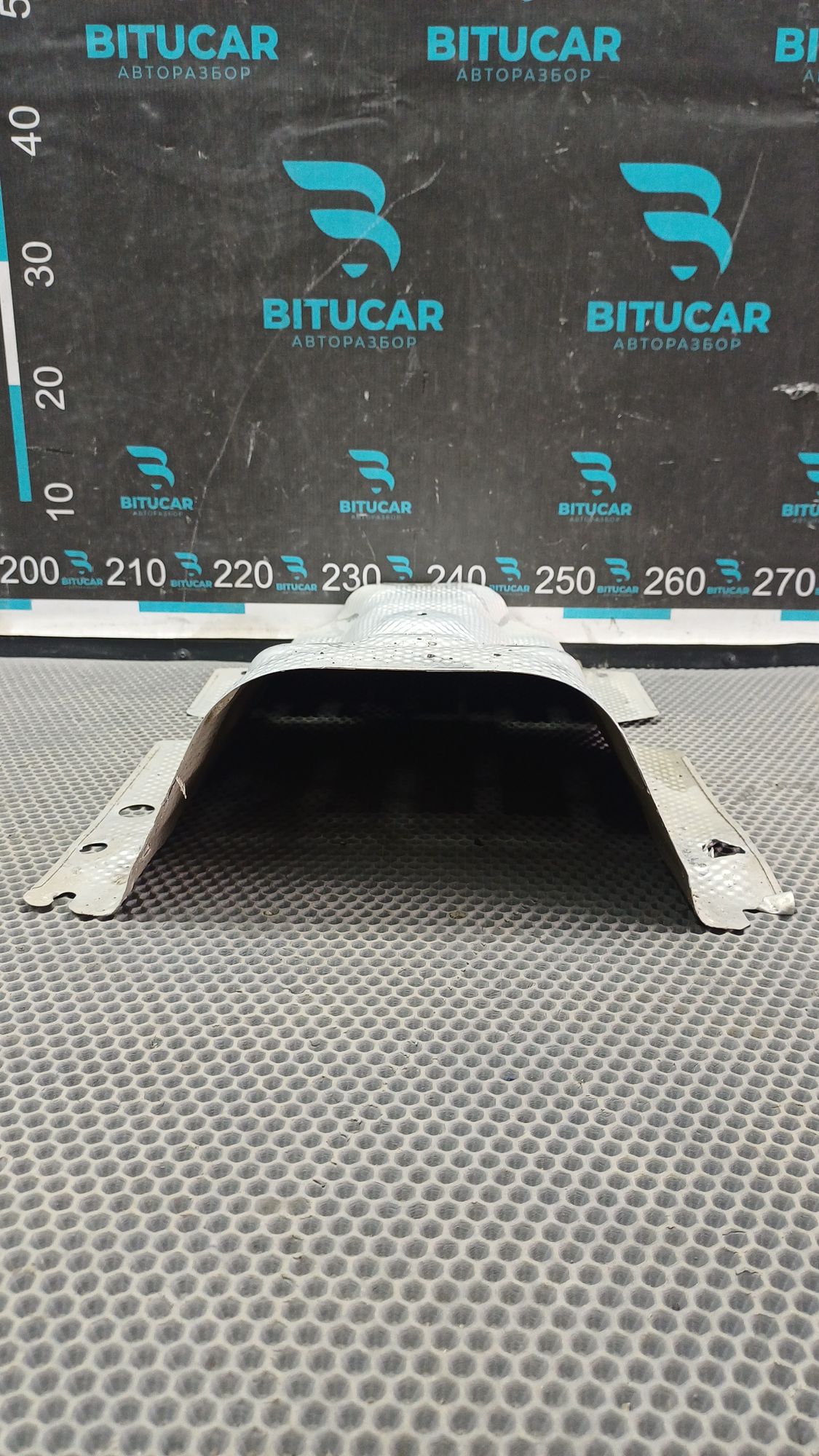 https://ycs.partsauto.market/partsauto-images/thmbs/userImages/c8f07ba63eb5b2f0f6006ea854bf8f7d/part/b8b45488-6051-40cb-a7fa-a5b288b6234d_1777462374155.jpg