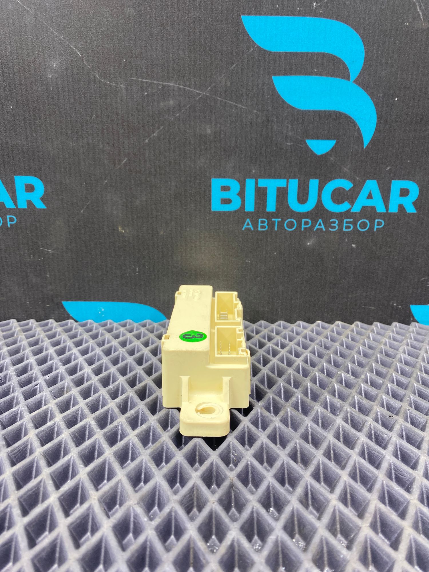 https://ycs.partsauto.market/partsauto-images/thmbs/userImages/c8f07ba63eb5b2f0f6006ea854bf8f7d/part/b8b9f9c6-eee4-4fd0-b662-cc809ee4e11f_1773848708534.jpg