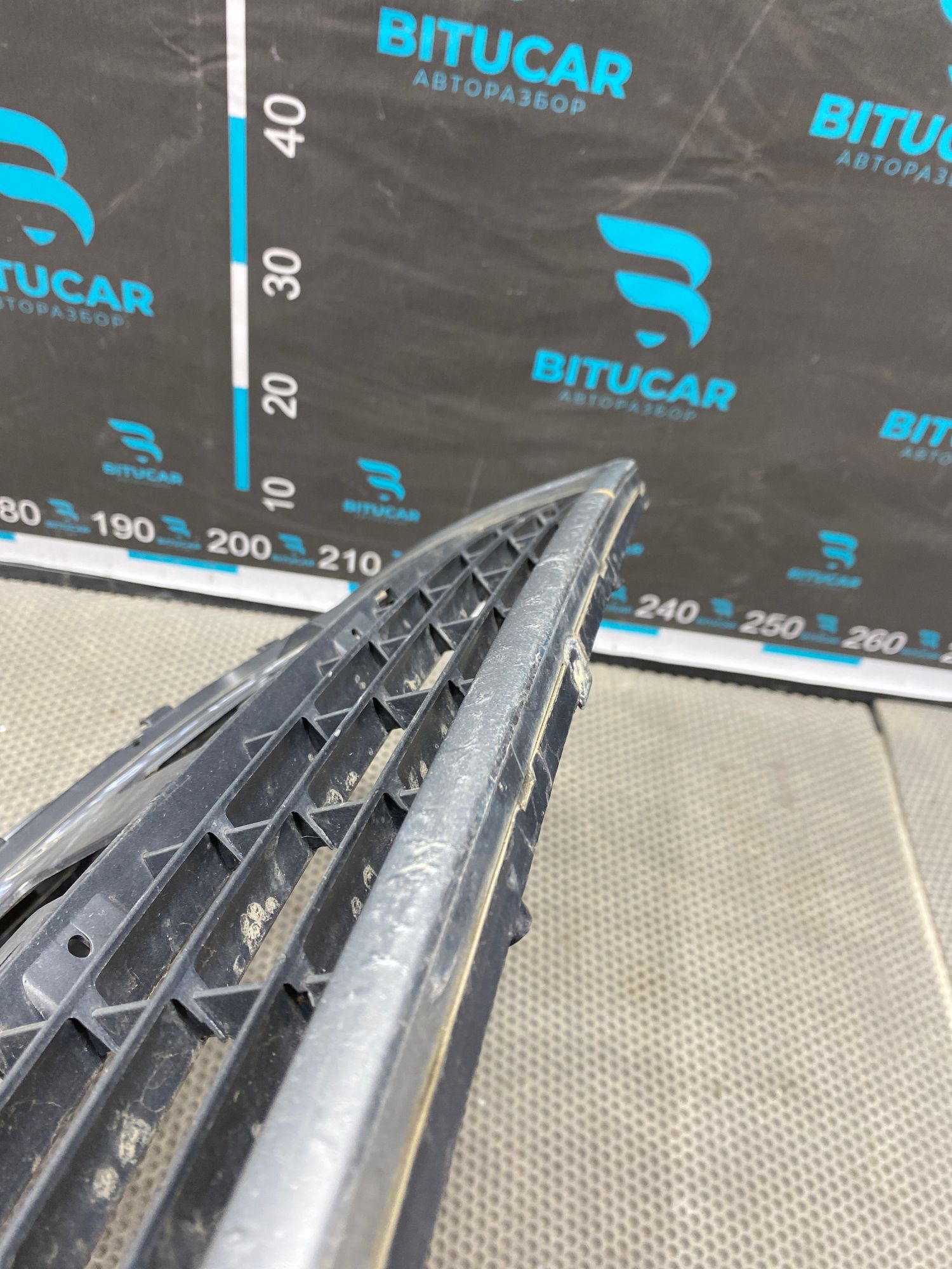 Б\У Решетка радиатора Audi A6 C6 ASB 2004, 3990 рублей, Краснодар