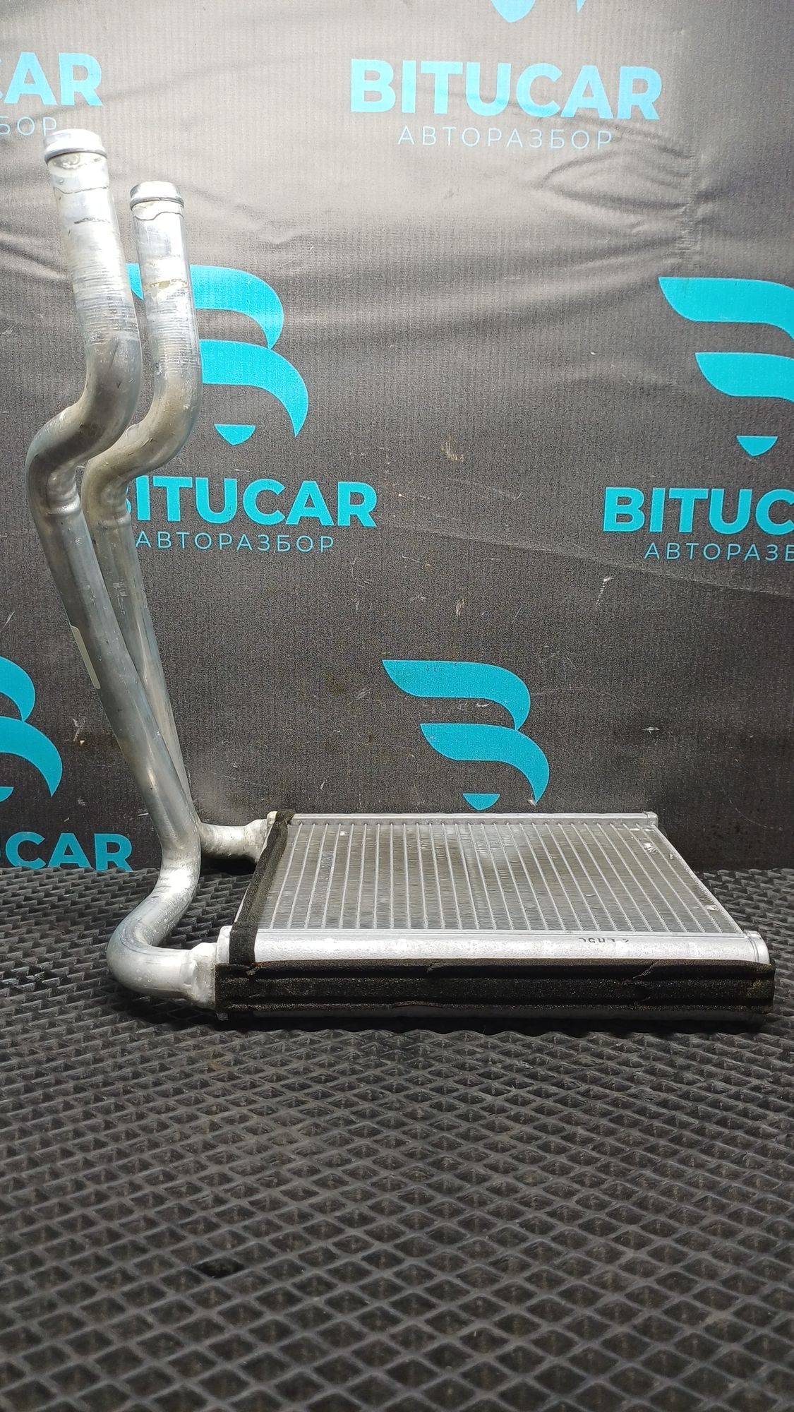 https://ycs.partsauto.market/partsauto-images/thmbs/userImages/c8f07ba63eb5b2f0f6006ea854bf8f7d/part/b96c26b6-6850-4d81-ab79-d488defc1e21_1777275839284.jpg