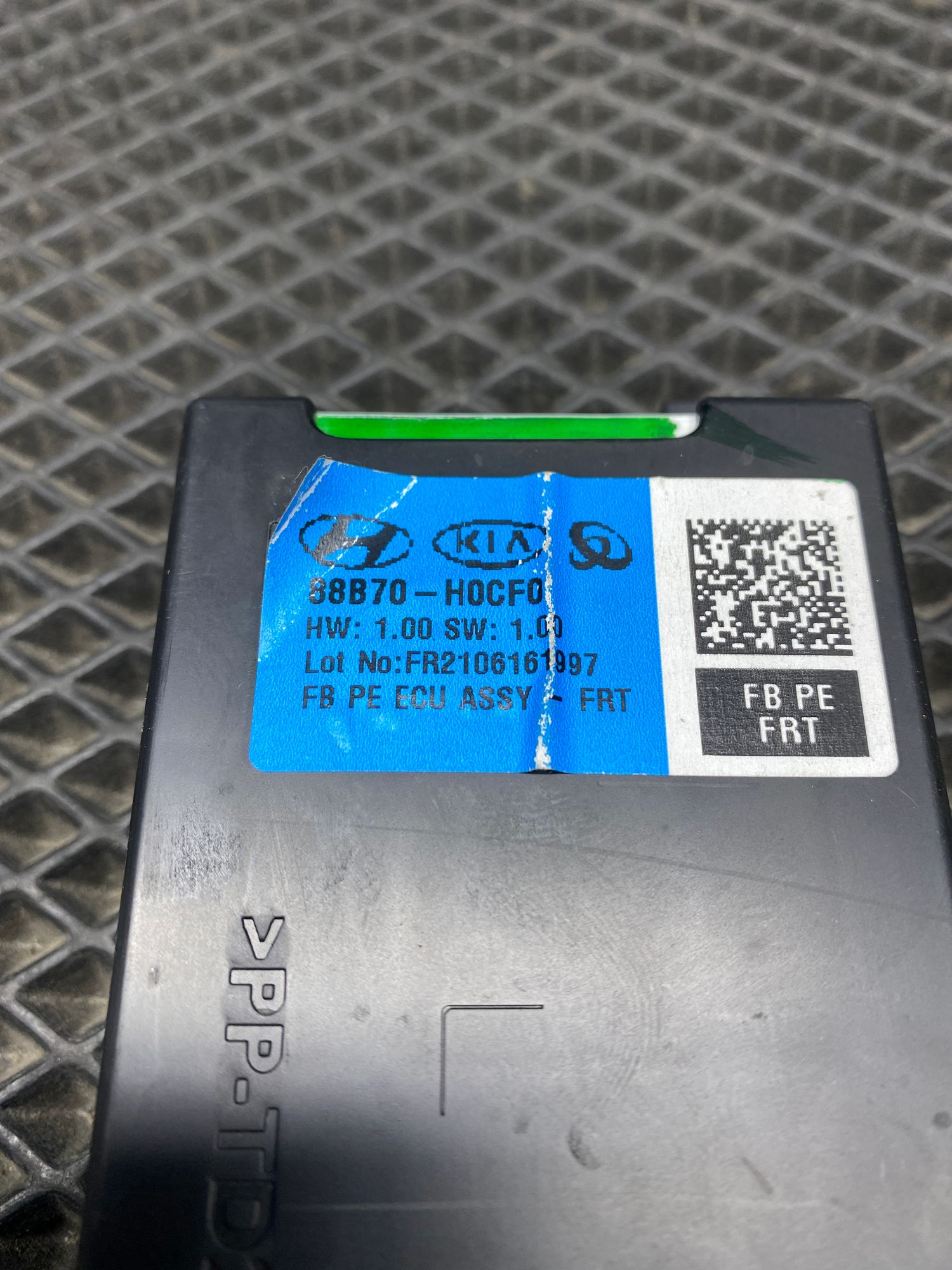 https://ycs.partsauto.market/partsauto-images/thmbs/userImages/c8f07ba63eb5b2f0f6006ea854bf8f7d/part/b9c7e623-ab36-4b53-99f9-560a7335571e_1776854587632.jpg