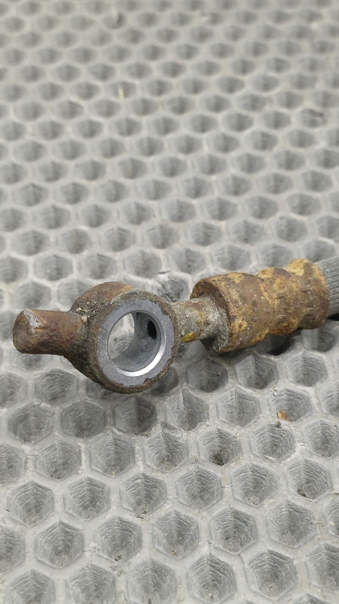 https://ycs.partsauto.market/partsauto-images/thmbs/userImages/c8f07ba63eb5b2f0f6006ea854bf8f7d/part/ba46ec00-7e4a-4fe2-a60e-2b44a6893c33_1777291748113.jpg