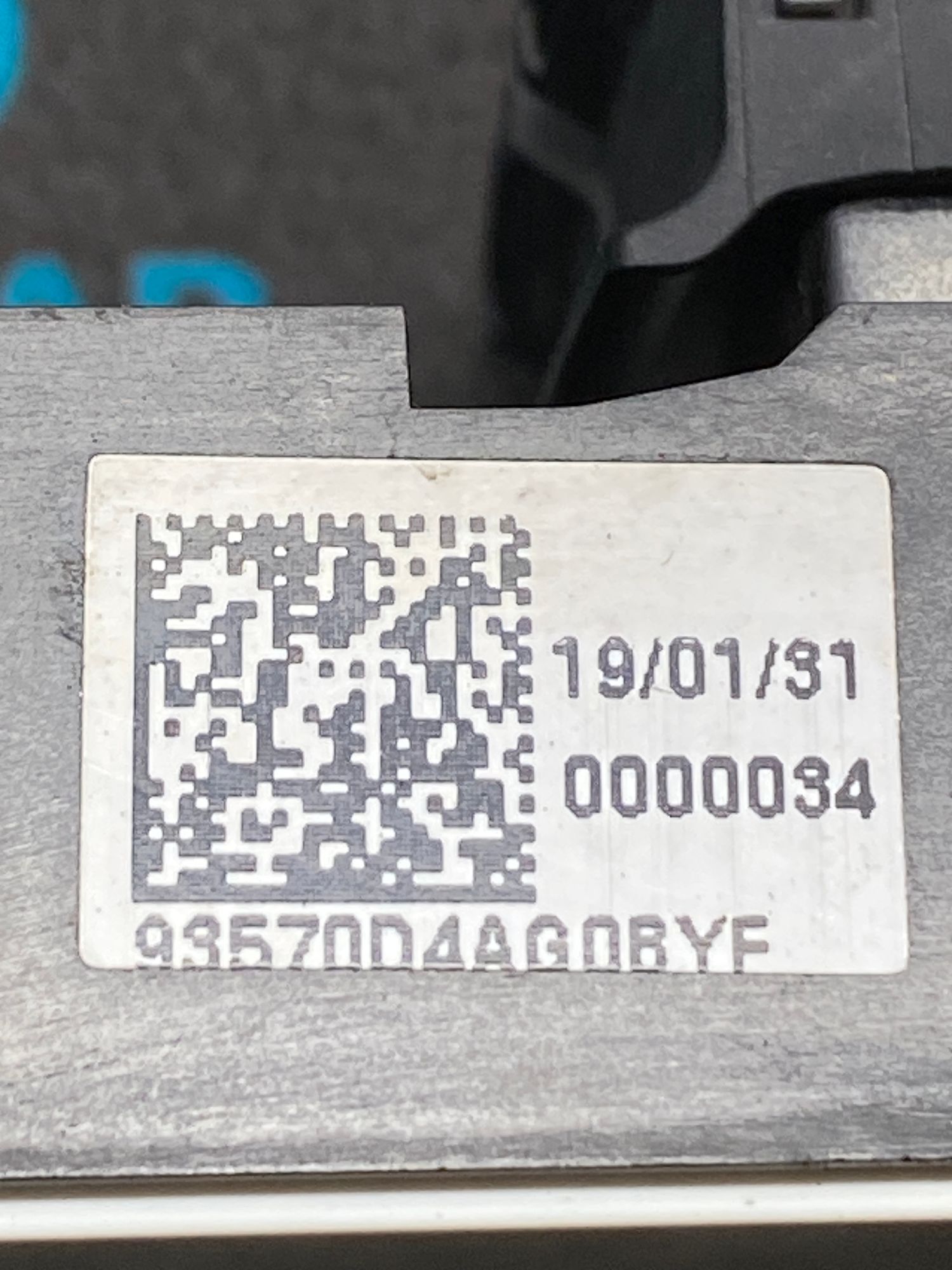 https://ycs.partsauto.market/partsauto-images/thmbs/userImages/c8f07ba63eb5b2f0f6006ea854bf8f7d/part/bb48d9d6-4f76-45c9-8677-0decb214f71f_1777622288750.jpg