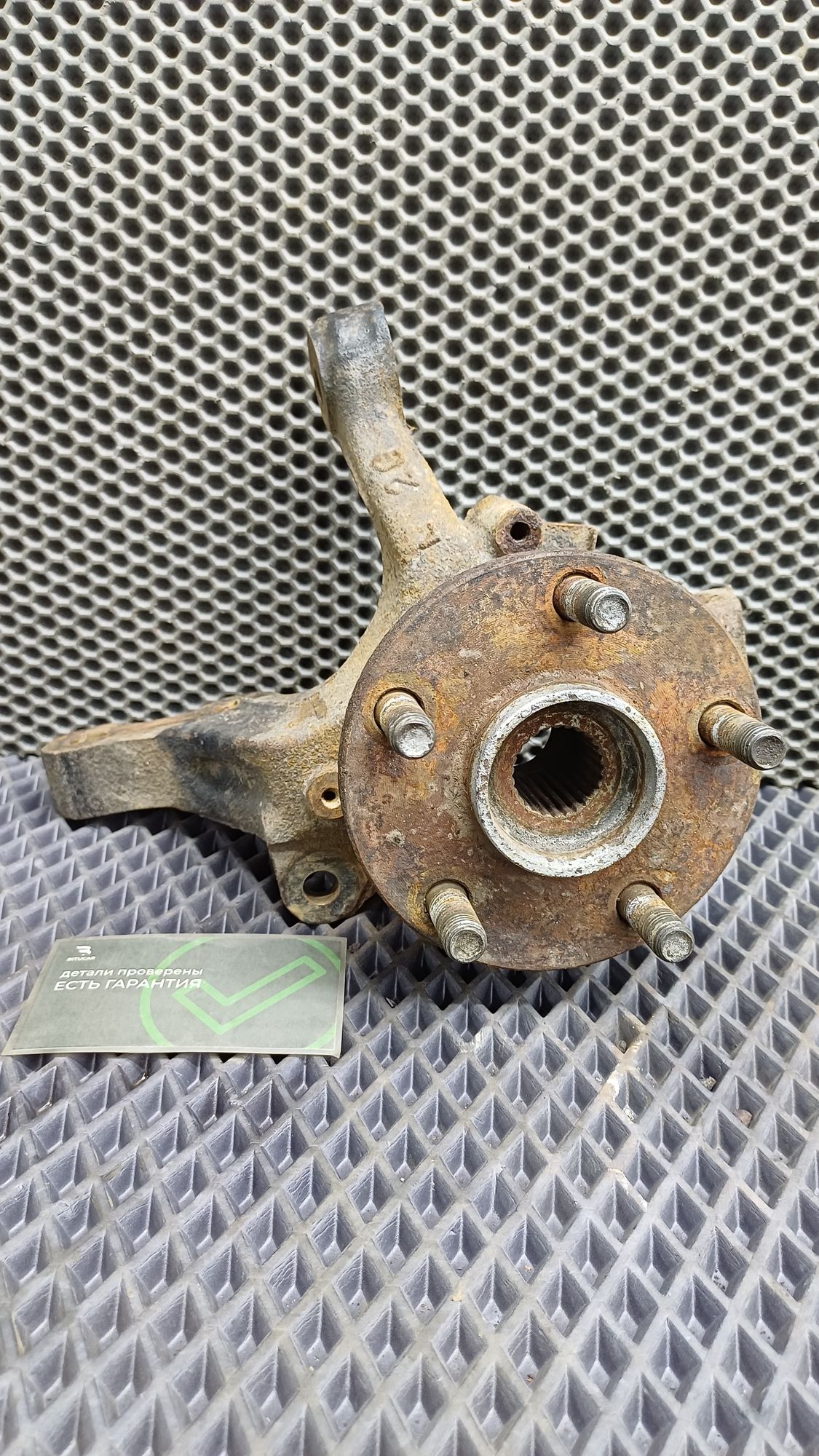 Б/У Поворотный кулак правый Toyota CARINA E 6 дорест. 1992—1996 1994 Зеленый, 1990 рублей, Краснодар