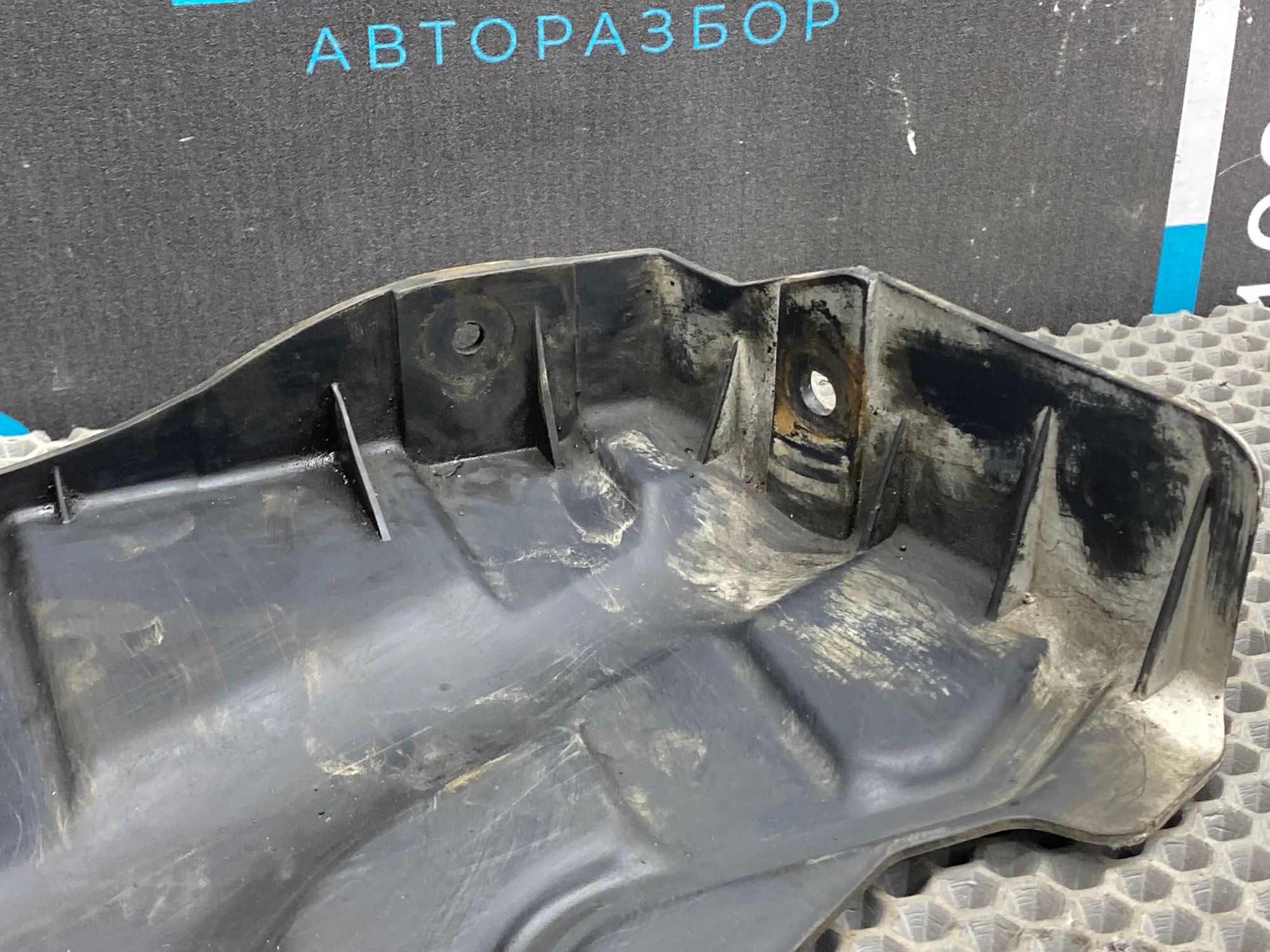 https://ycs.partsauto.market/partsauto-images/thmbs/userImages/c8f07ba63eb5b2f0f6006ea854bf8f7d/part/bbf7e740-78f4-4976-9b28-e32e89396202_1774785323393.jpg
