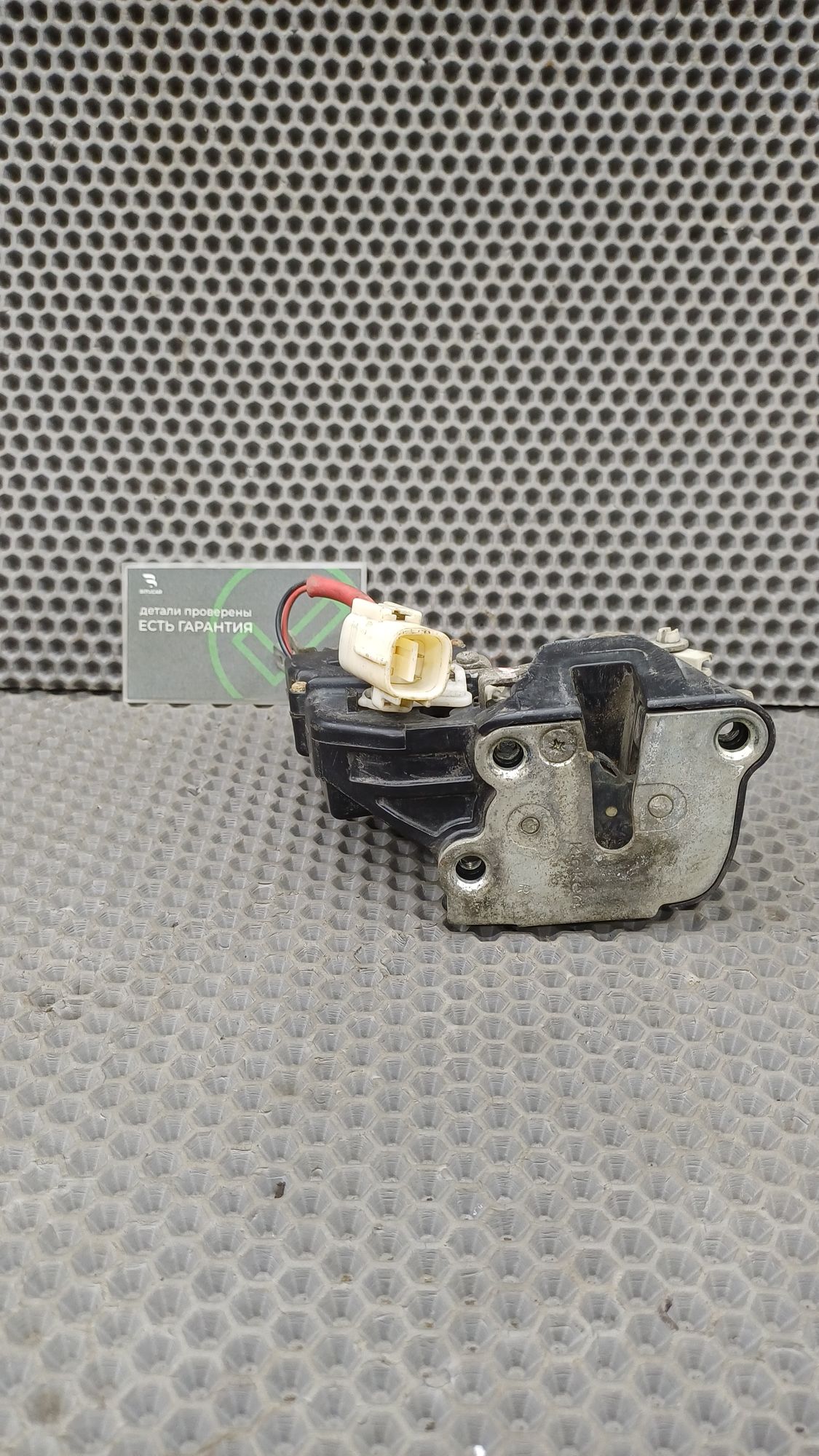 Б/У Замок двери правой задней Toyota CARINA E 6 дорест. 1992—1996 1994 Зеленый, 990 рублей, Краснодар