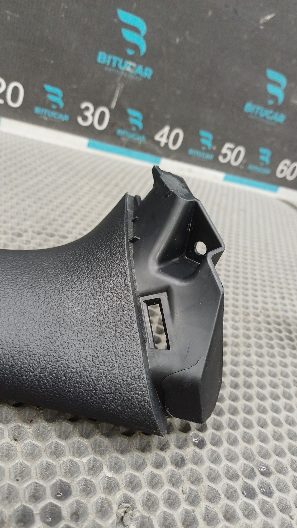 https://ycs.partsauto.market/partsauto-images/thmbs/userImages/c8f07ba63eb5b2f0f6006ea854bf8f7d/part/bc7f3602-8a15-430d-8b32-be696832523b_1777364490816.jpg