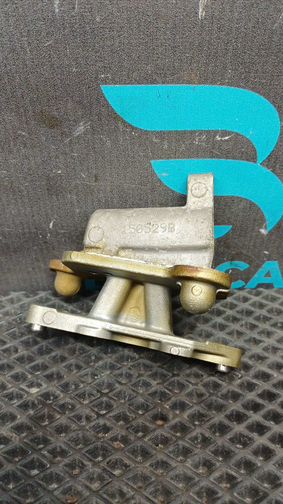 https://ycs.partsauto.market/partsauto-images/thmbs/userImages/c8f07ba63eb5b2f0f6006ea854bf8f7d/part/bca5e165-02a3-481e-bb62-cc4a332e216a_1777197587418.jpg