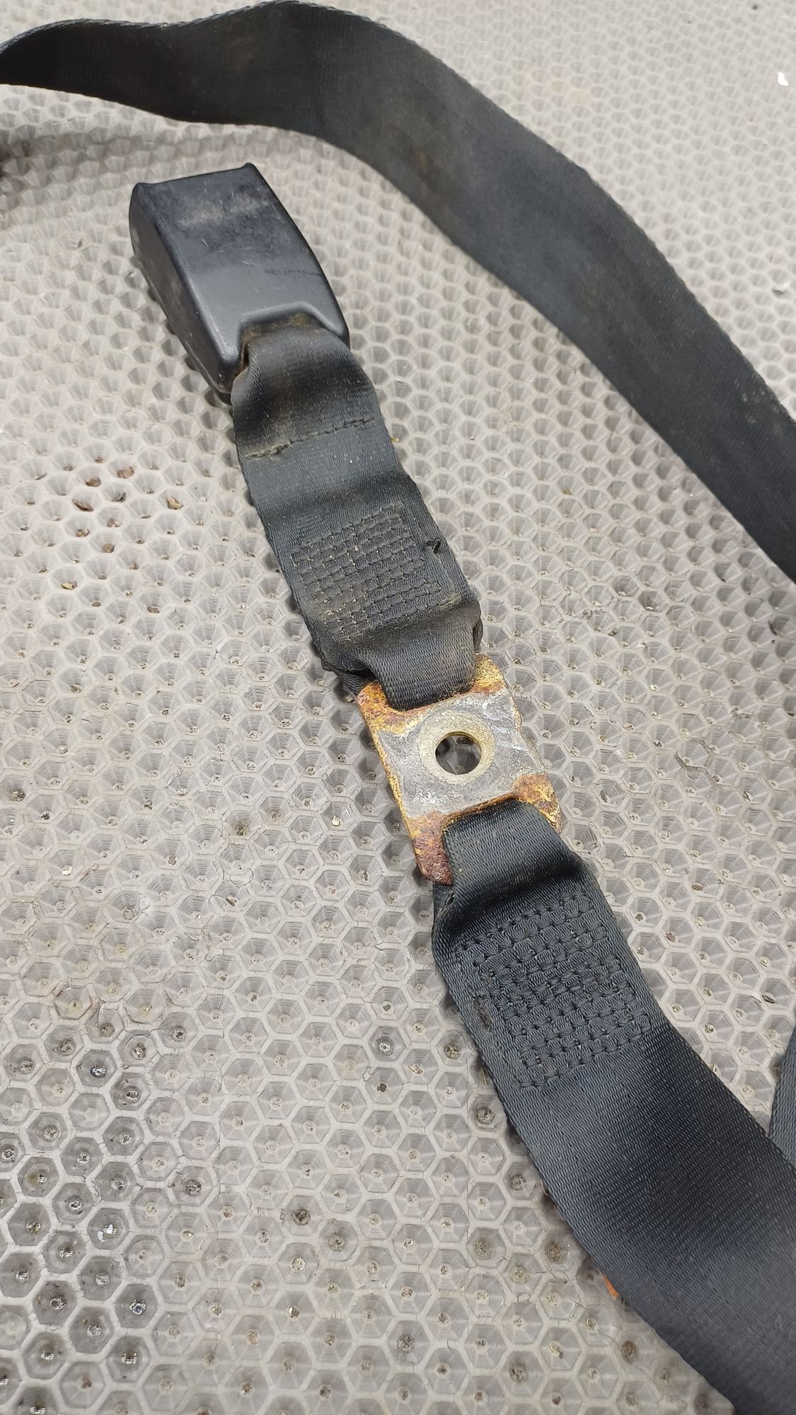 Б/У Ремень безопасности задний правый Toyota CARINA E 6 дорест. 1992—1996 1994 Зеленый, 790 рублей, Краснодар