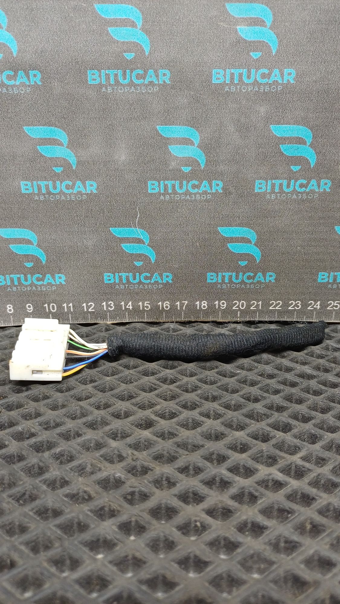 https://ycs.partsauto.market/partsauto-images/thmbs/userImages/c8f07ba63eb5b2f0f6006ea854bf8f7d/part/bdf4f1b6-0140-4095-97d3-56d3a4d7ad3f_1777543634303.jpg