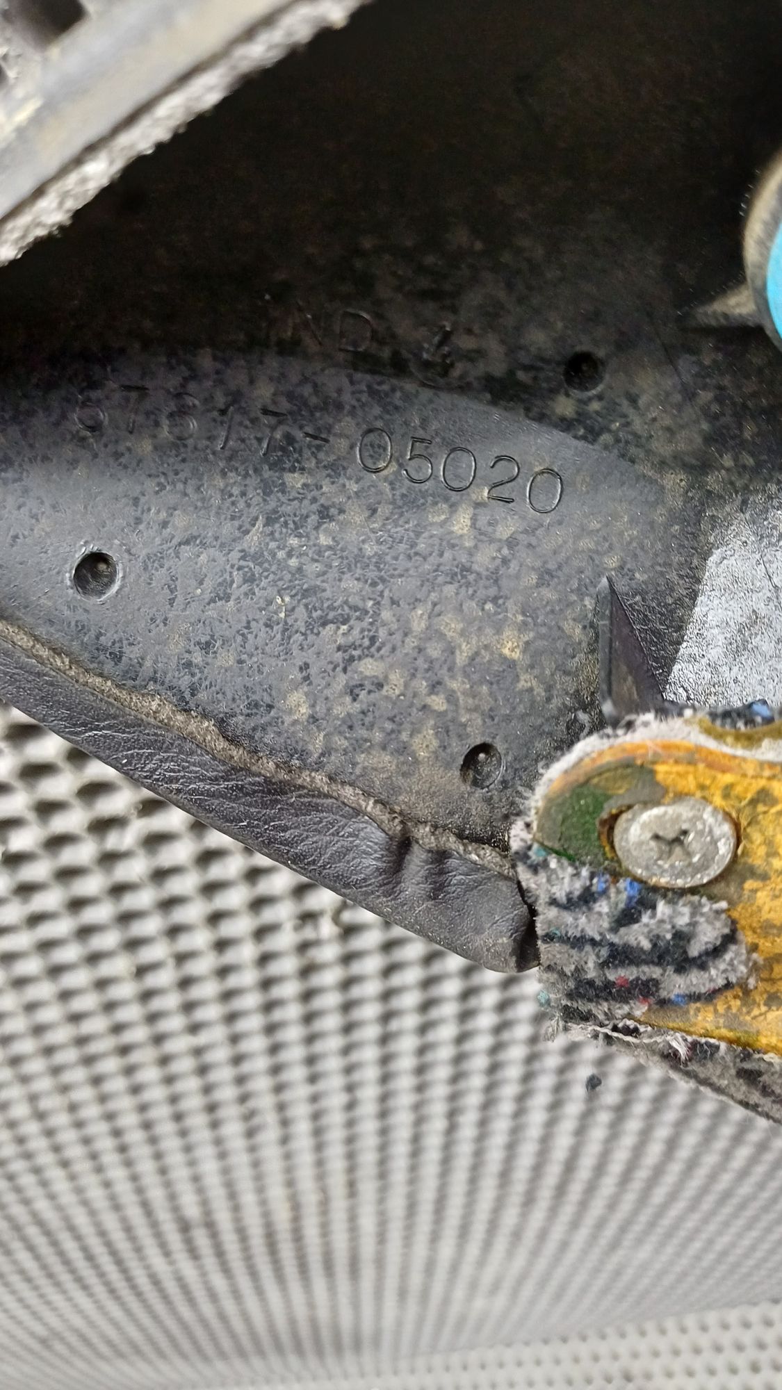 Б/У Обшивка двери задней правой Toyota CARINA E 6 дорест. 1992—1996 1994 Зеленый, 990 рублей, Краснодар