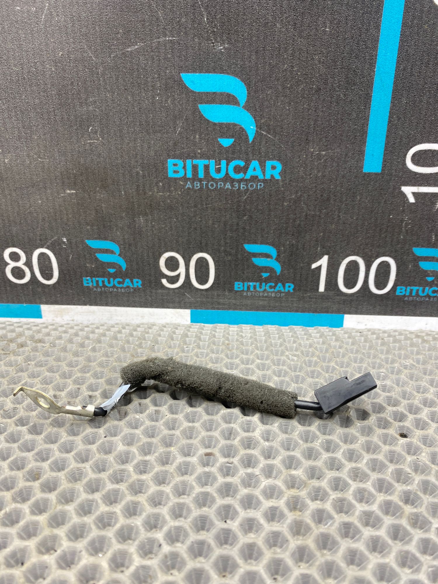 https://ycs.partsauto.market/partsauto-images/thmbs/userImages/c8f07ba63eb5b2f0f6006ea854bf8f7d/part/be19ff39-4862-4b71-8515-94809c15cfe8_1769005983356.jpg