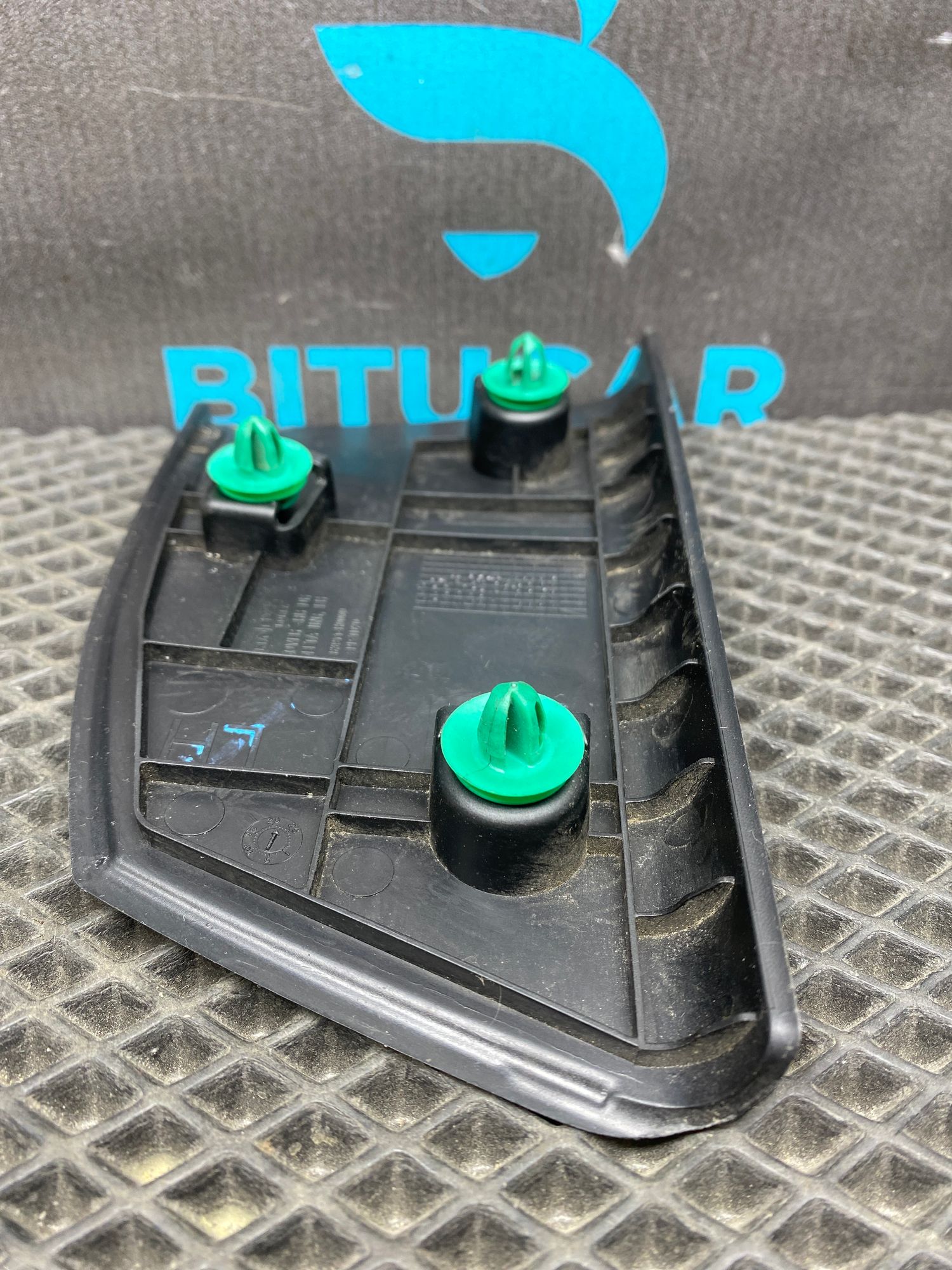 https://ycs.partsauto.market/partsauto-images/thmbs/userImages/c8f07ba63eb5b2f0f6006ea854bf8f7d/part/be6b34ac-644f-47f7-9b05-d33dc7daa993_1776934980193.jpg
