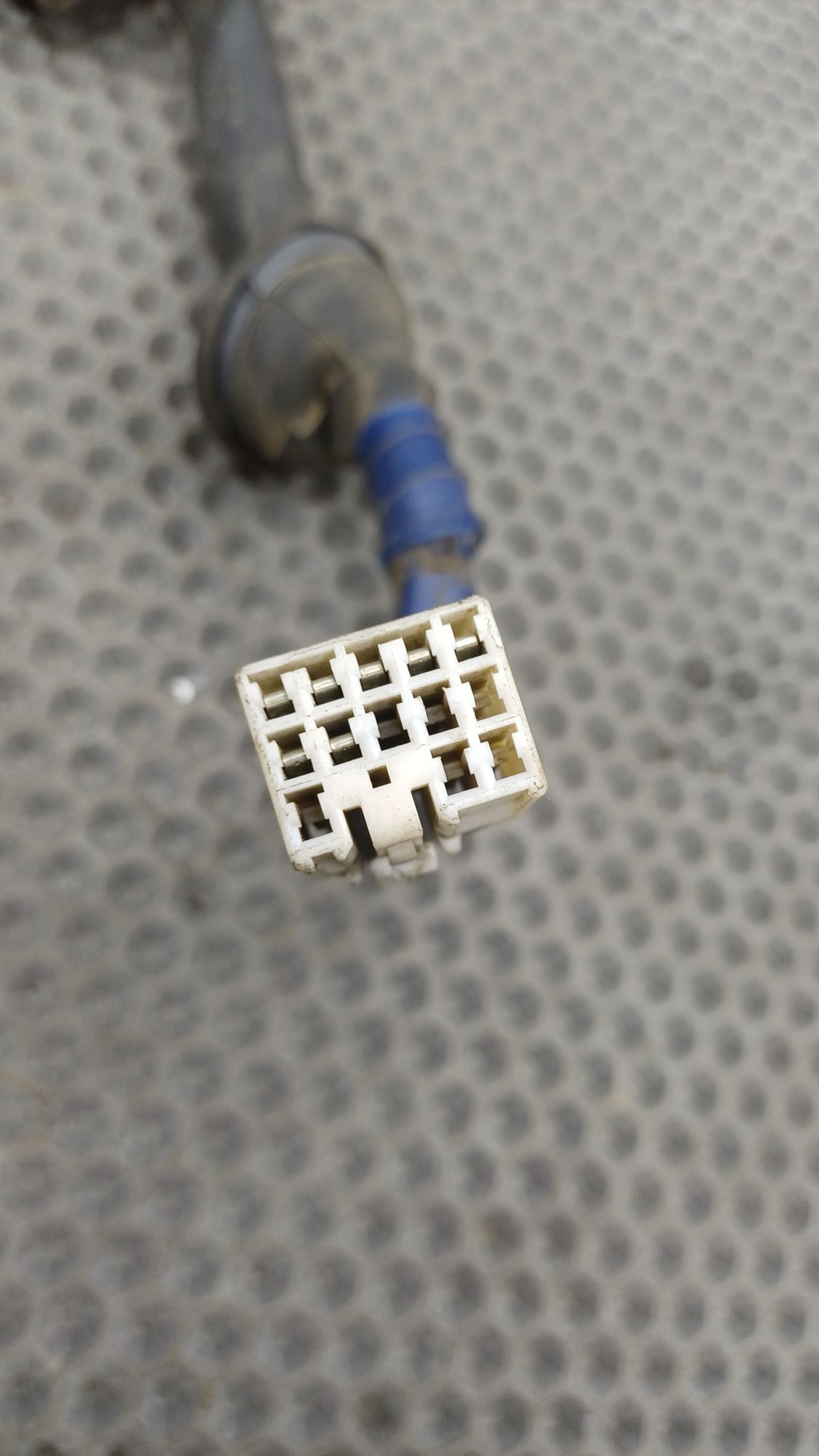 https://ycs.partsauto.market/partsauto-images/thmbs/userImages/c8f07ba63eb5b2f0f6006ea854bf8f7d/part/beb389aa-82a4-4088-9c56-b6d576cbe44e_1774343388046.jpg
