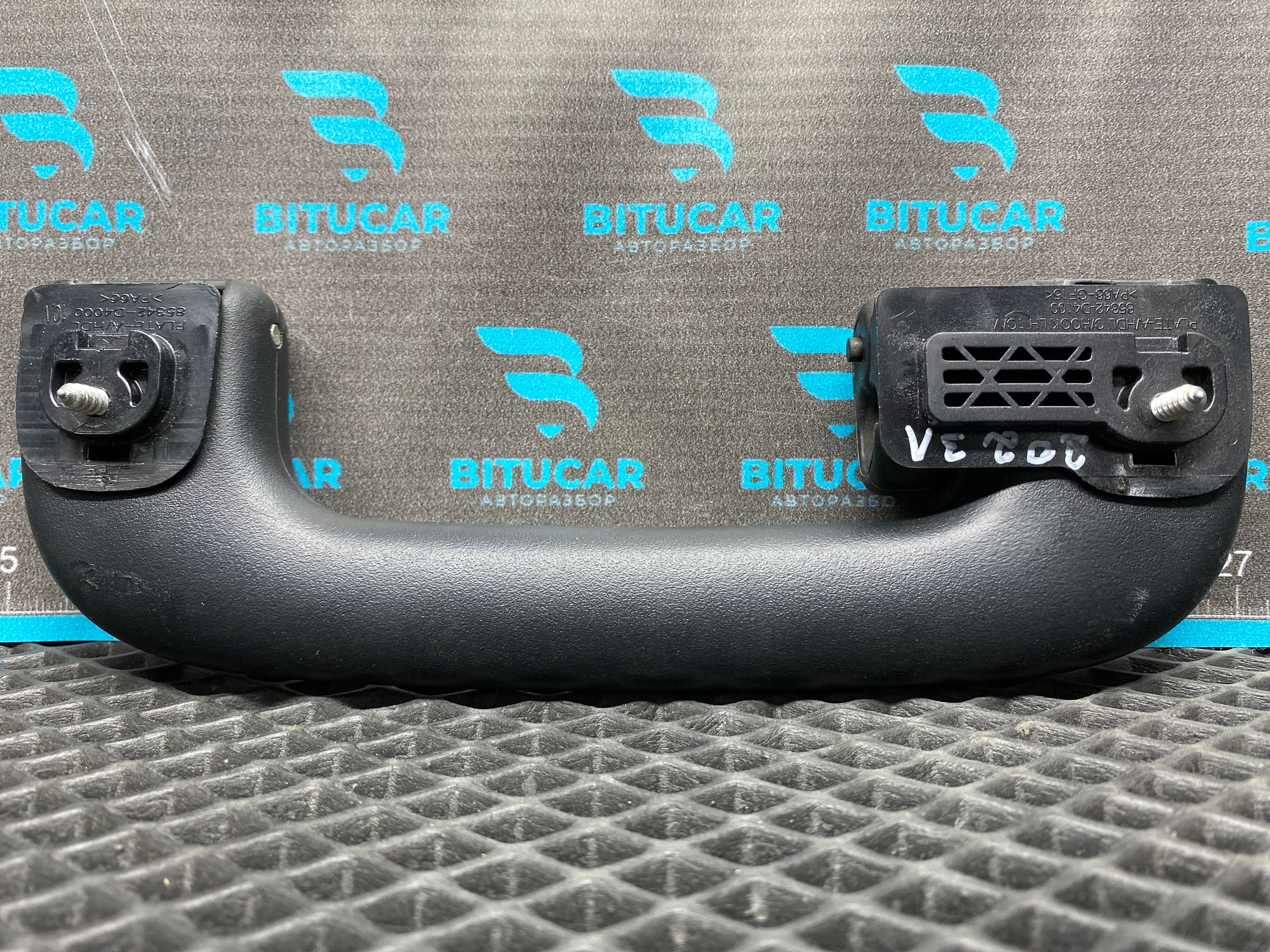 https://ycs.partsauto.market/partsauto-images/thmbs/userImages/c8f07ba63eb5b2f0f6006ea854bf8f7d/part/bf5697ce-2941-4ab1-aae1-72a60c809ddf_1777731738868.jpg