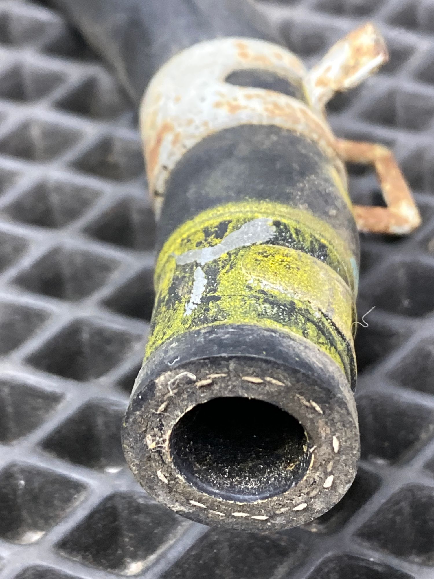 https://ycs.partsauto.market/partsauto-images/thmbs/userImages/c8f07ba63eb5b2f0f6006ea854bf8f7d/part/c03477d6-98cd-41a4-8273-5b8b24e28a27_1775385701453.jpg