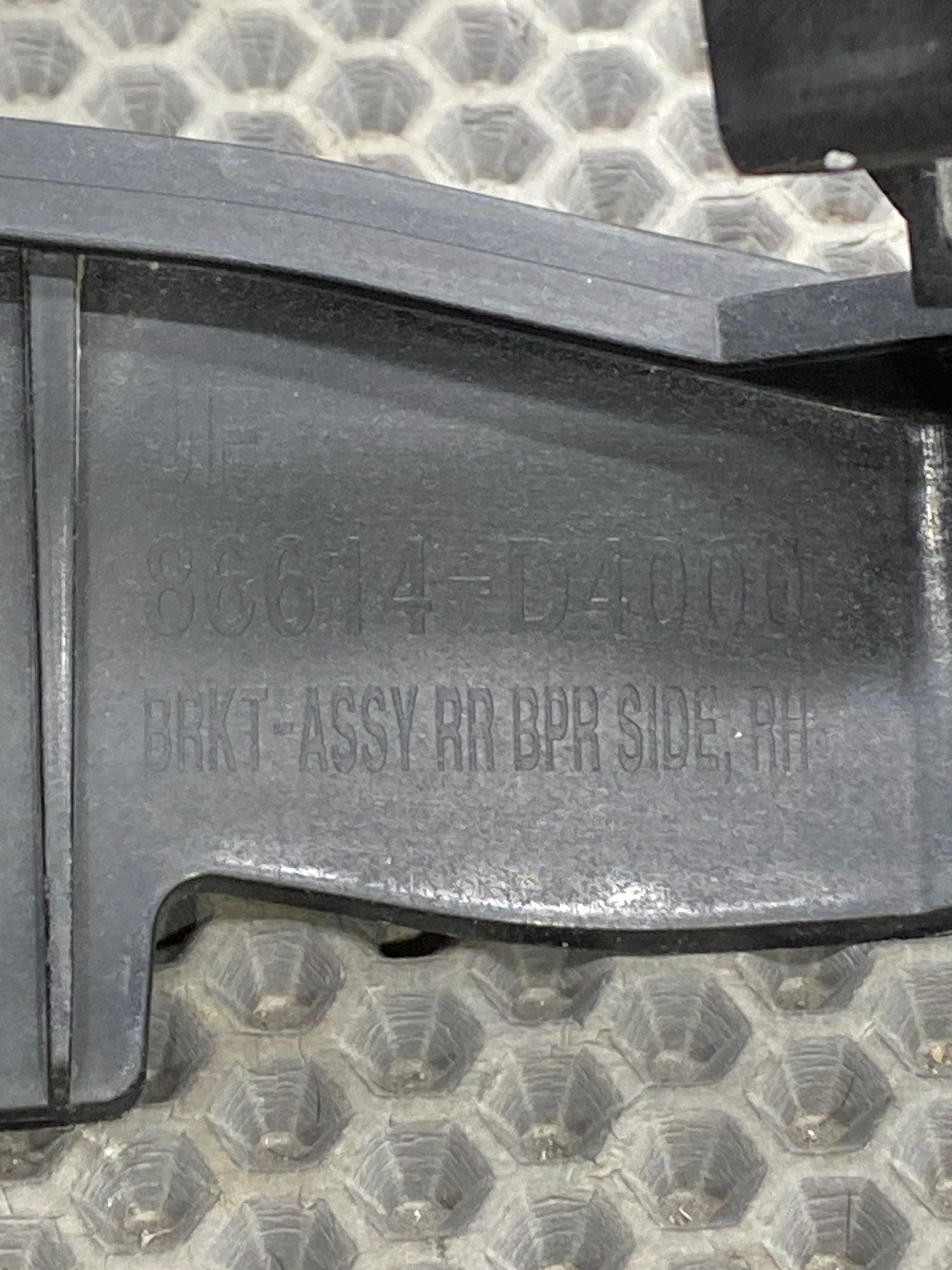 https://ycs.partsauto.market/partsauto-images/thmbs/userImages/c8f07ba63eb5b2f0f6006ea854bf8f7d/part/c088ec1b-7b38-4255-9813-b4304f25ad21_1777805888644.jpg