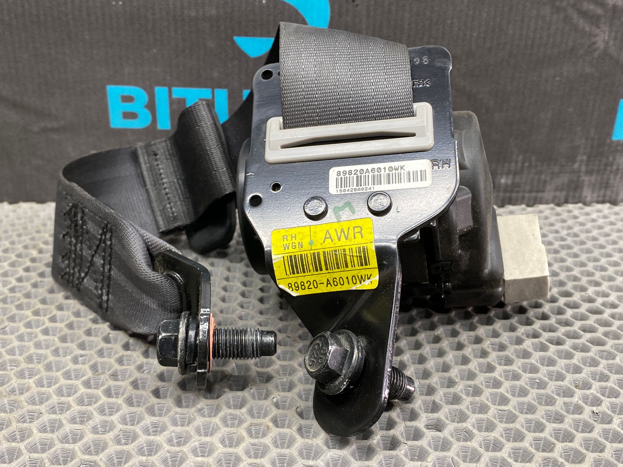 https://ycs.partsauto.market/partsauto-images/thmbs/userImages/c8f07ba63eb5b2f0f6006ea854bf8f7d/part/c29f0eb9-121c-44f9-a29f-65f41014430c_1777548624225.jpg