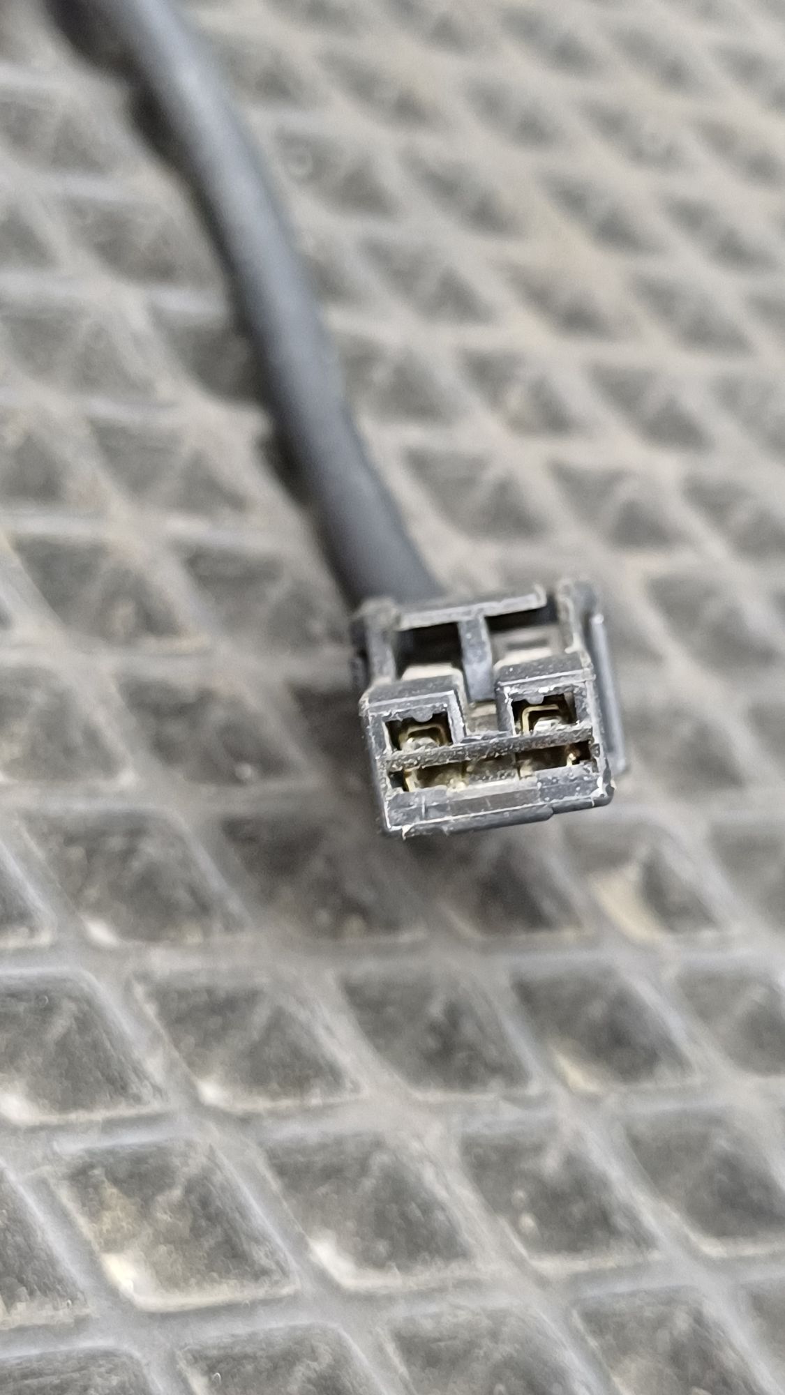 https://ycs.partsauto.market/partsauto-images/thmbs/userImages/c8f07ba63eb5b2f0f6006ea854bf8f7d/part/c403c5d1-9584-4484-b952-c38b067c919a_1777534722759.jpg