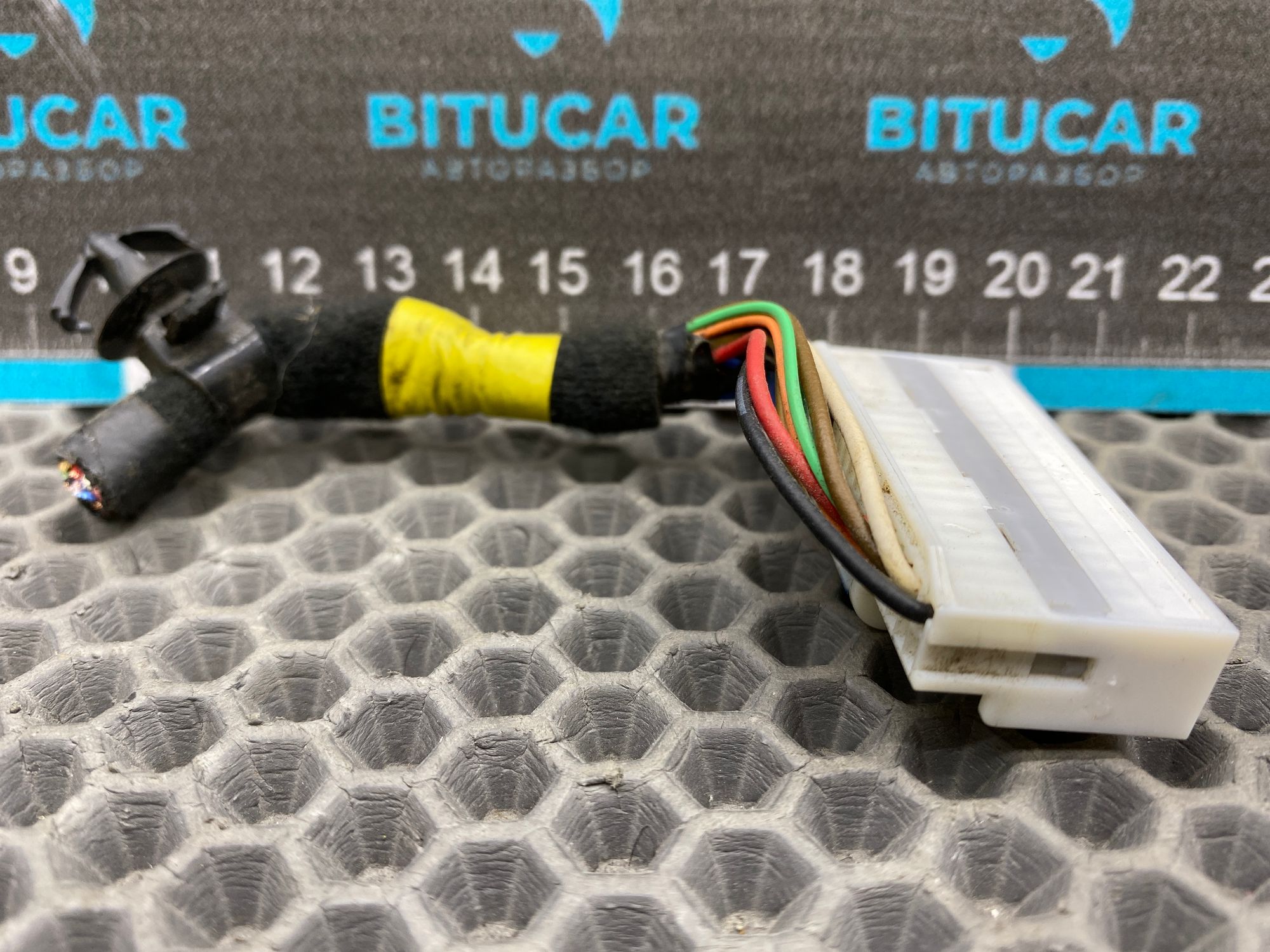 https://ycs.partsauto.market/partsauto-images/thmbs/userImages/c8f07ba63eb5b2f0f6006ea854bf8f7d/part/c455e82e-46f2-49a6-97cc-3b9ea87e7d50_1777806454193.jpg