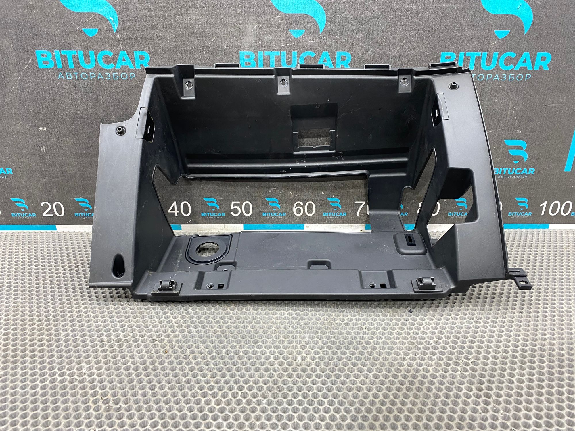 https://ycs.partsauto.market/partsauto-images/thmbs/userImages/c8f07ba63eb5b2f0f6006ea854bf8f7d/part/c512fe10-5d57-48bf-83e7-4e395a895842_1770376661342.jpg