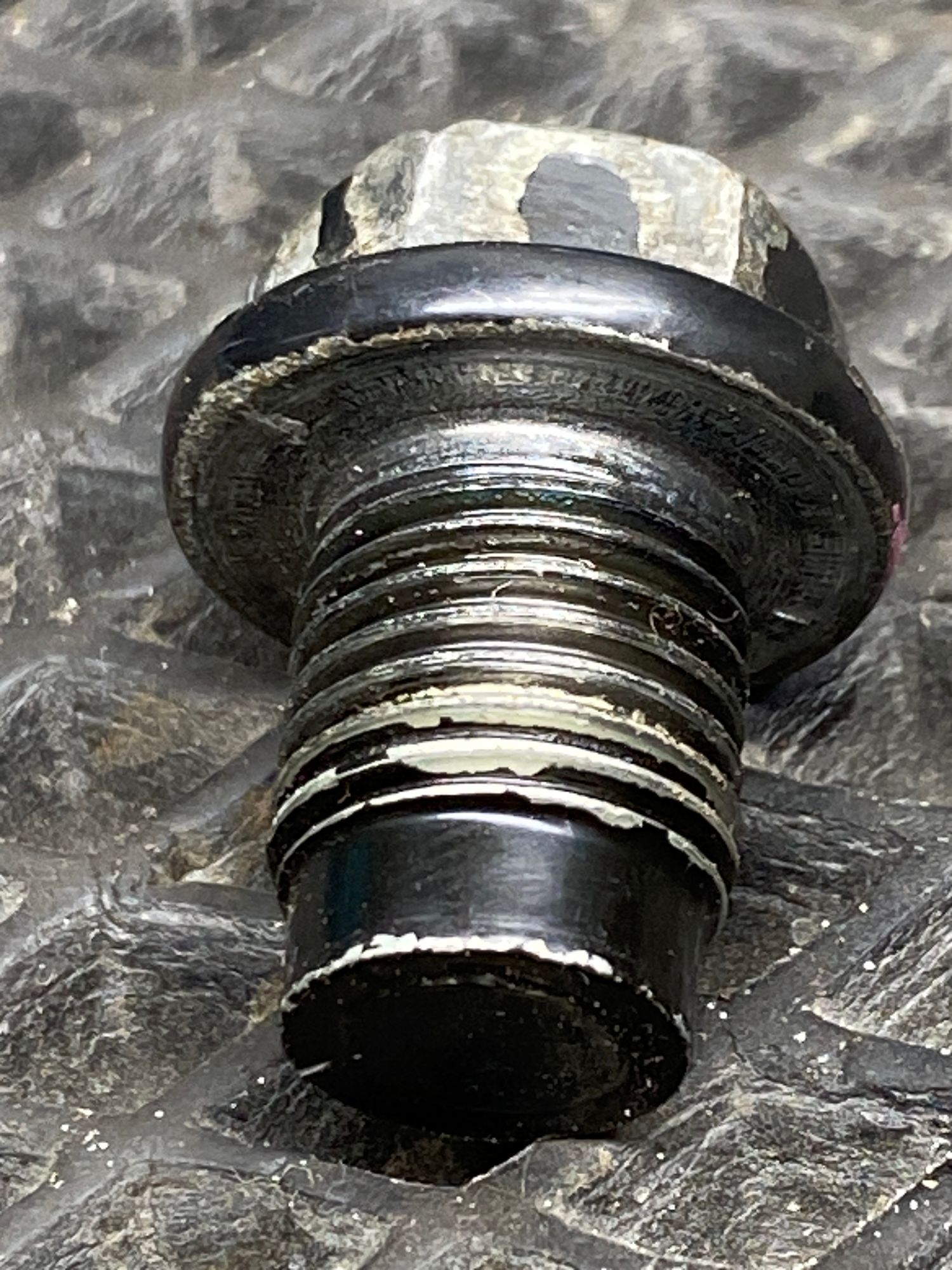 https://ycs.partsauto.market/partsauto-images/thmbs/userImages/c8f07ba63eb5b2f0f6006ea854bf8f7d/part/c5577d50-18e4-45c0-bb8c-86adc8c985b5_1777209922629.jpg