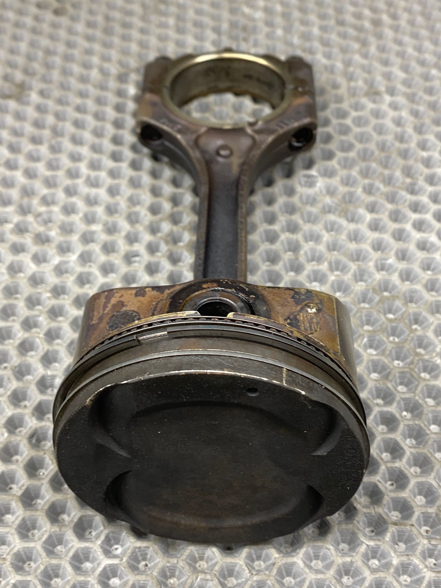 Б/У Шатун с поршнем  Hyundai Solaris 1 2014 Белый, 1490 рублей, Краснодар