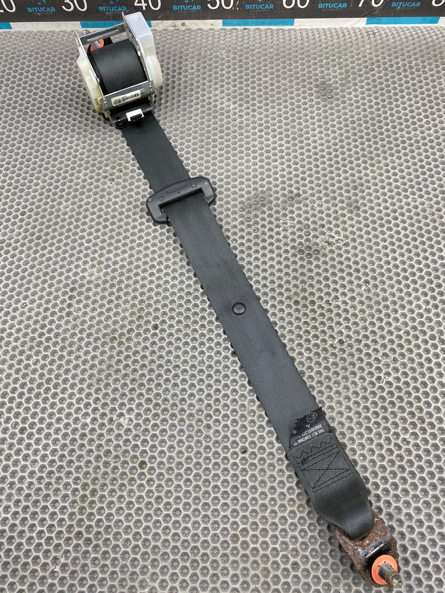 https://ycs.partsauto.market/partsauto-images/thmbs/userImages/c8f07ba63eb5b2f0f6006ea854bf8f7d/part/c65afd75-6c28-451a-99de-918e436a2866_1775040454595.jpg