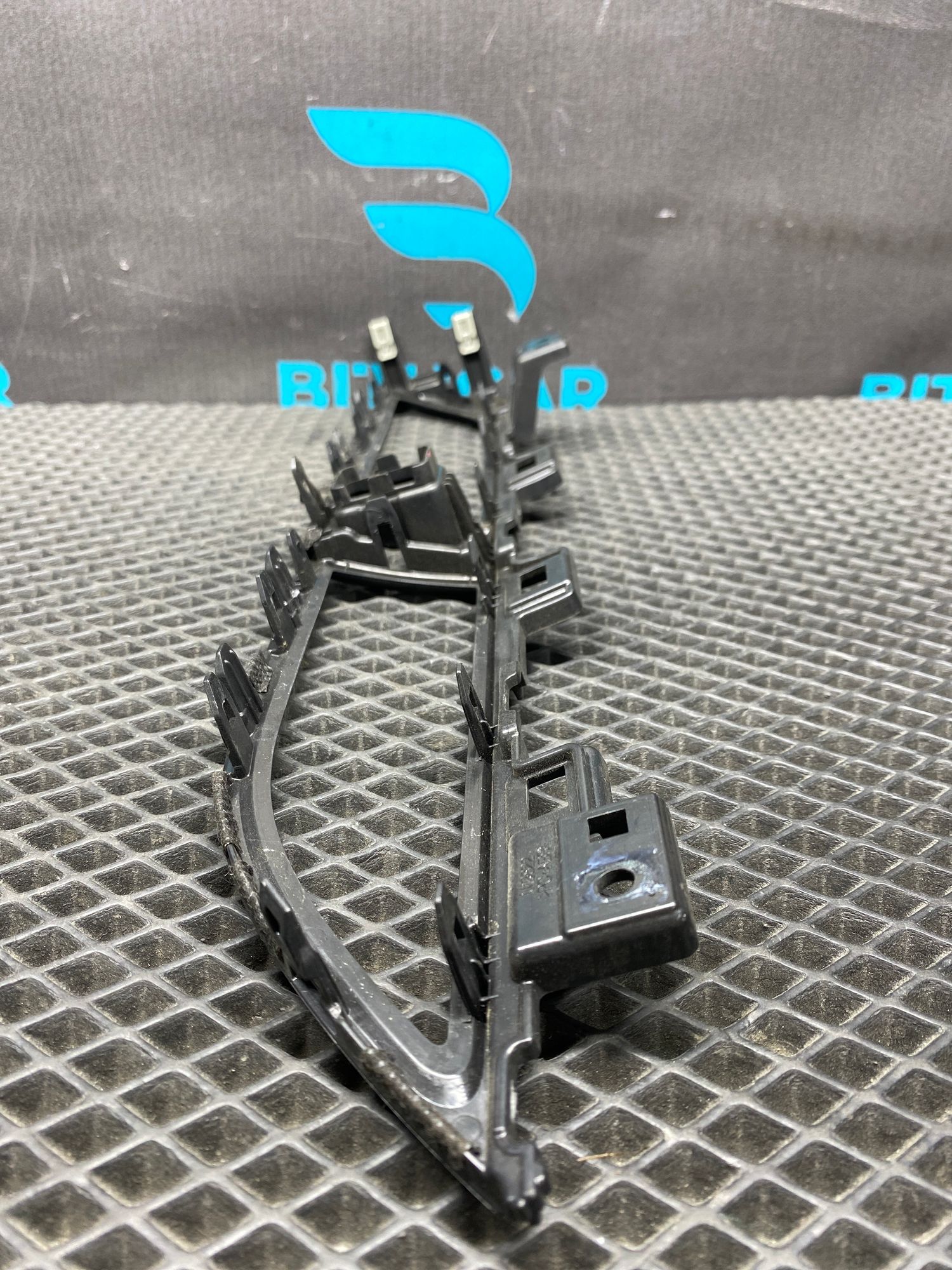 Б/У Рамка кнопки аварийной остановки  Kia Rio 4 (G4FG) 1.6L AT 2021, 1990 рублей, Краснодар