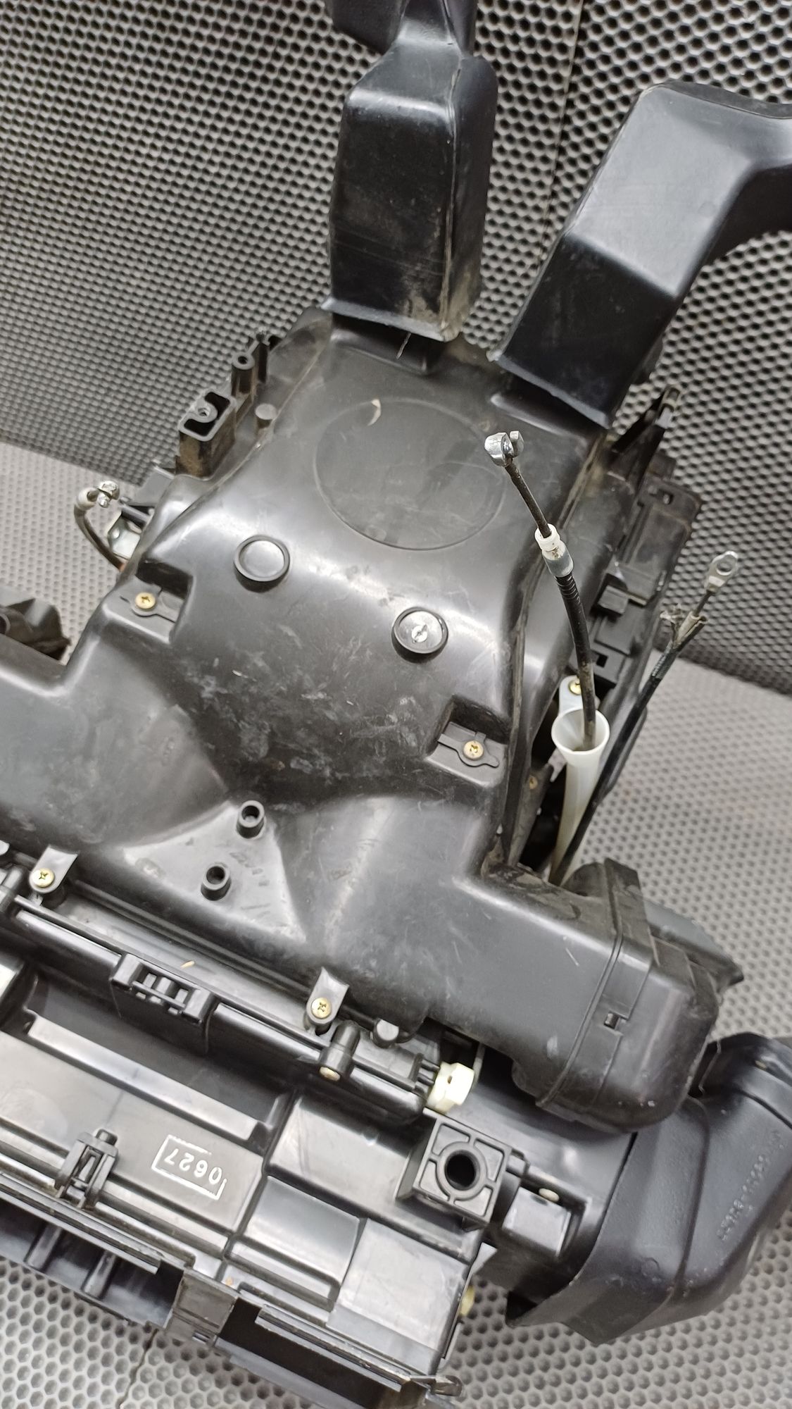 Б/У Корпус отопителя Toyota CARINA E 6 дорест. 1992—1996 1994 Зеленый, 990 рублей, Краснодар