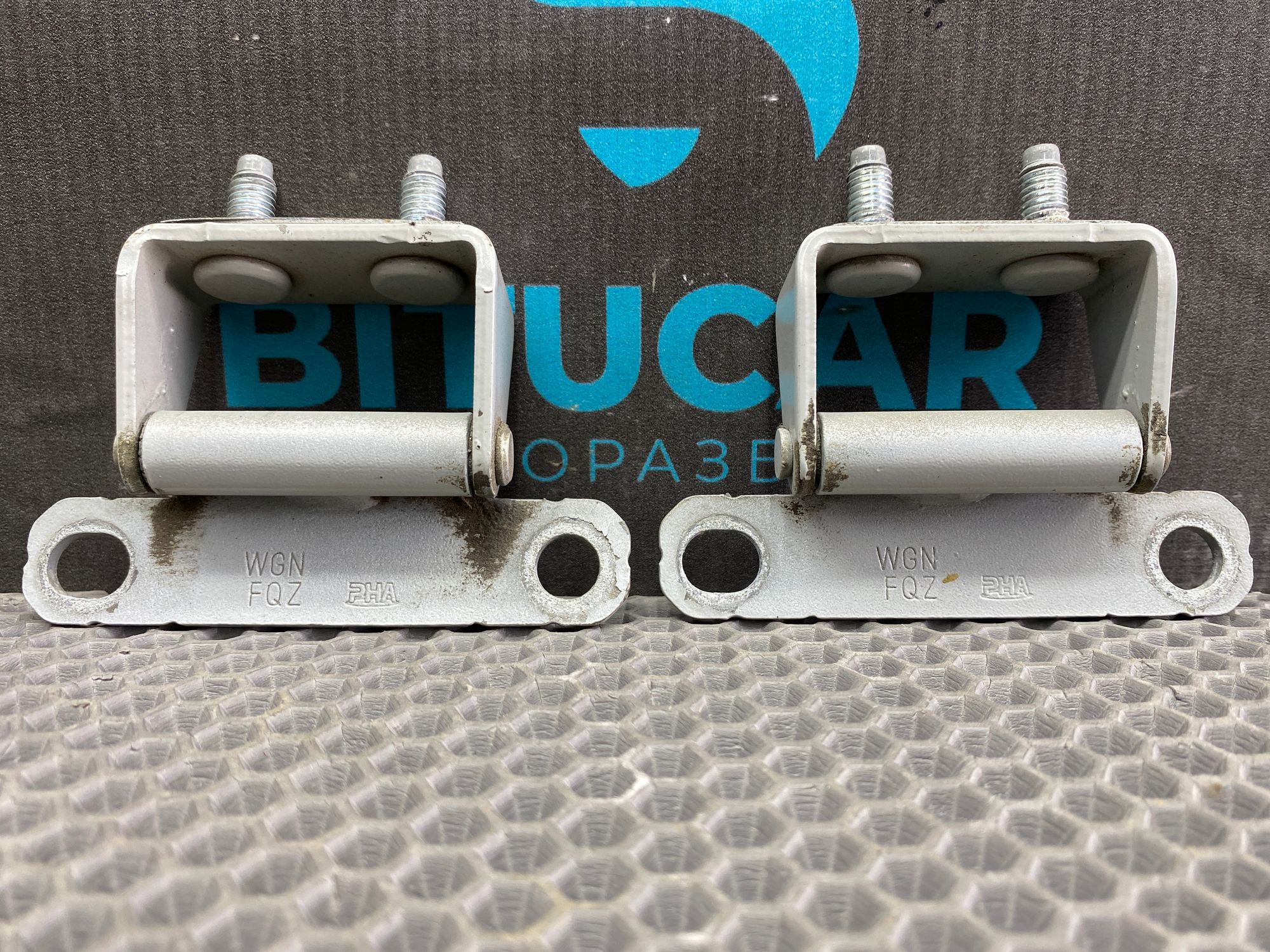 https://ycs.partsauto.market/partsauto-images/thmbs/userImages/c8f07ba63eb5b2f0f6006ea854bf8f7d/part/c7767c46-989e-47e4-9fcd-1f3f8cd3b4e6_1777536396993.jpg