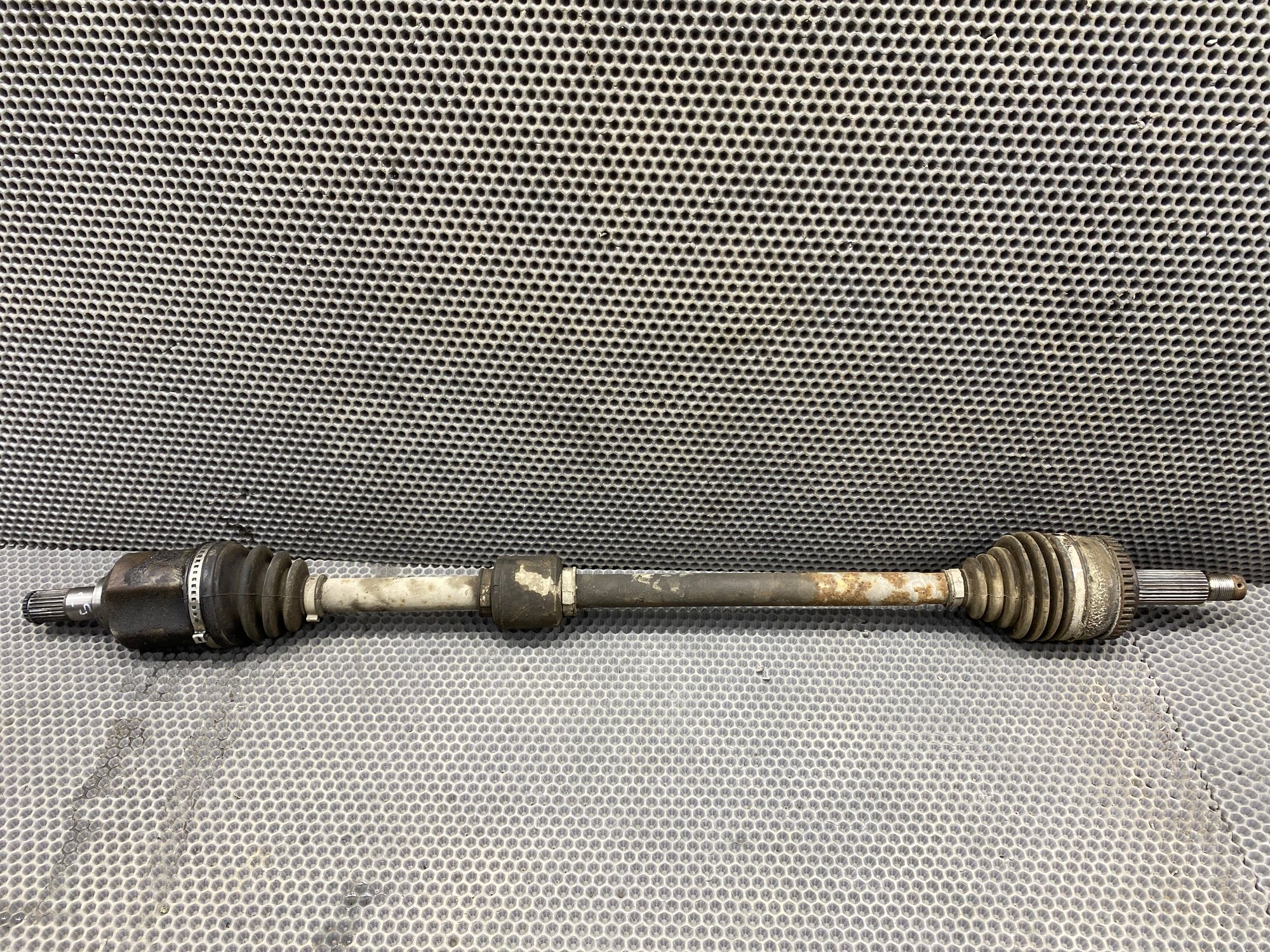 Б/У Привод передний правый Toyota CARINA E 6 дорест. 1992—1996 1994 Зеленый, 5990 рублей, Краснодар