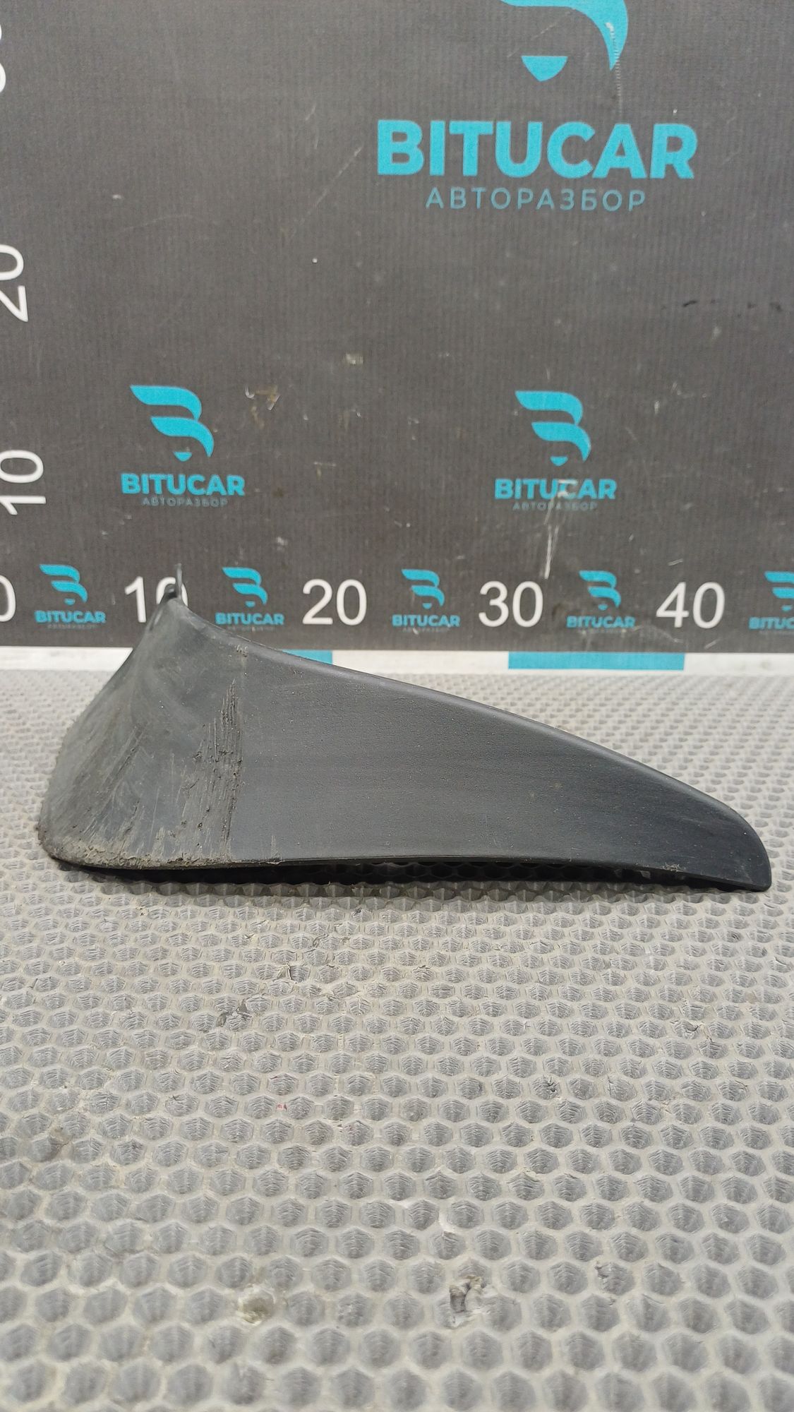 https://ycs.partsauto.market/partsauto-images/thmbs/userImages/c8f07ba63eb5b2f0f6006ea854bf8f7d/part/c8888ec3-3f00-4254-a1c6-e86edc0b0c69_1777303548951.jpg