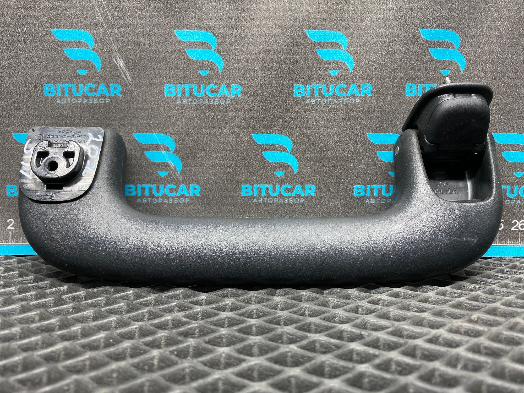 https://ycs.partsauto.market/partsauto-images/thmbs/userImages/c8f07ba63eb5b2f0f6006ea854bf8f7d/part/c90069e5-6cc6-4c36-b5d9-77984b183fde_1777731588509.jpg