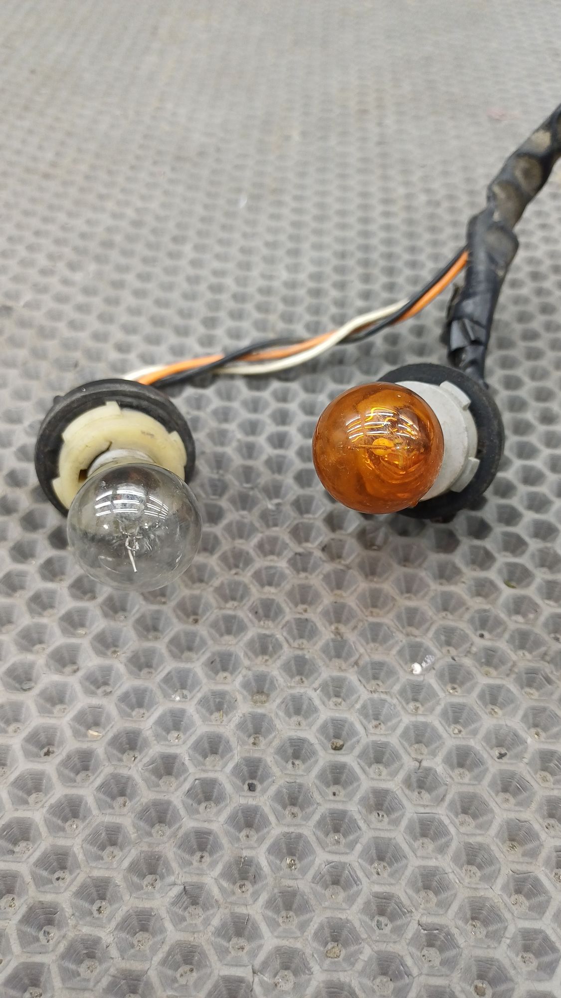 Б/У проводка заднего фонаря правого Toyota CARINA E 6 дорест. 1992—1996 1994 Зеленый, 990 рублей, Краснодар