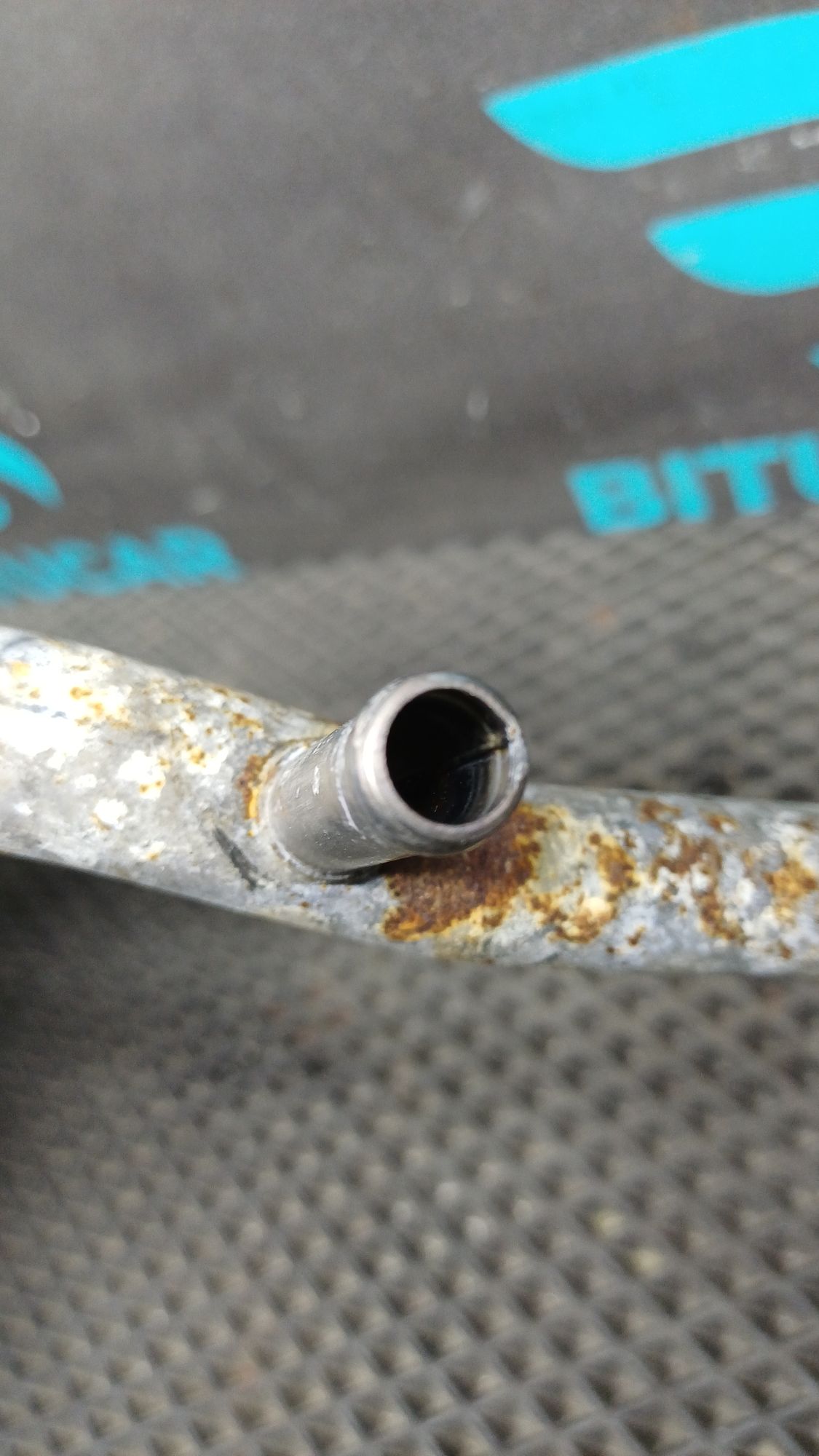 https://ycs.partsauto.market/partsauto-images/thmbs/userImages/c8f07ba63eb5b2f0f6006ea854bf8f7d/part/c9551eac-c6dd-4ef8-94dd-6571b1710796_1777117667007.jpg