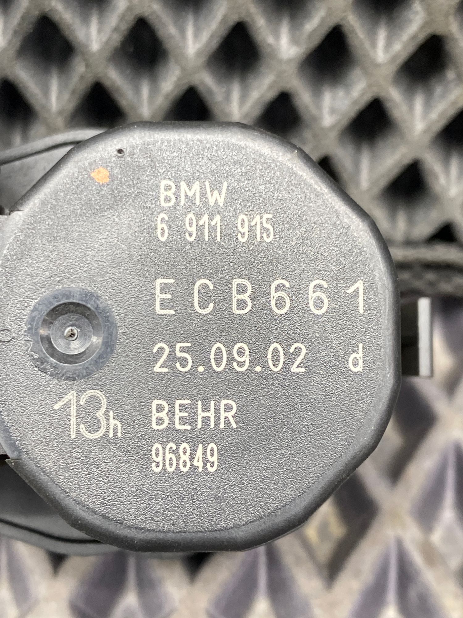 Б/У Сервопривод заслонок отопителя BMW 7-Series 4 дорест. 2001—2005 2003 Черный, 890 рублей, Краснодар