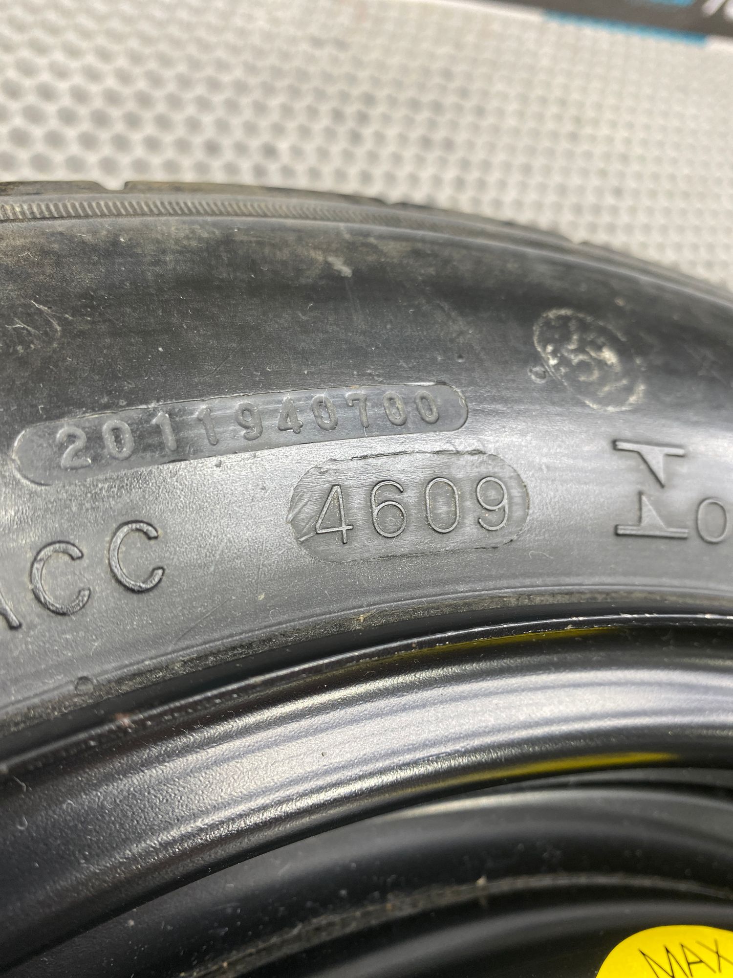https://ycs.partsauto.market/partsauto-images/thmbs/userImages/c8f07ba63eb5b2f0f6006ea854bf8f7d/part/ca9a4512-2f7c-4ee2-9b40-7145dc66bb6c_1774860913559.jpg
