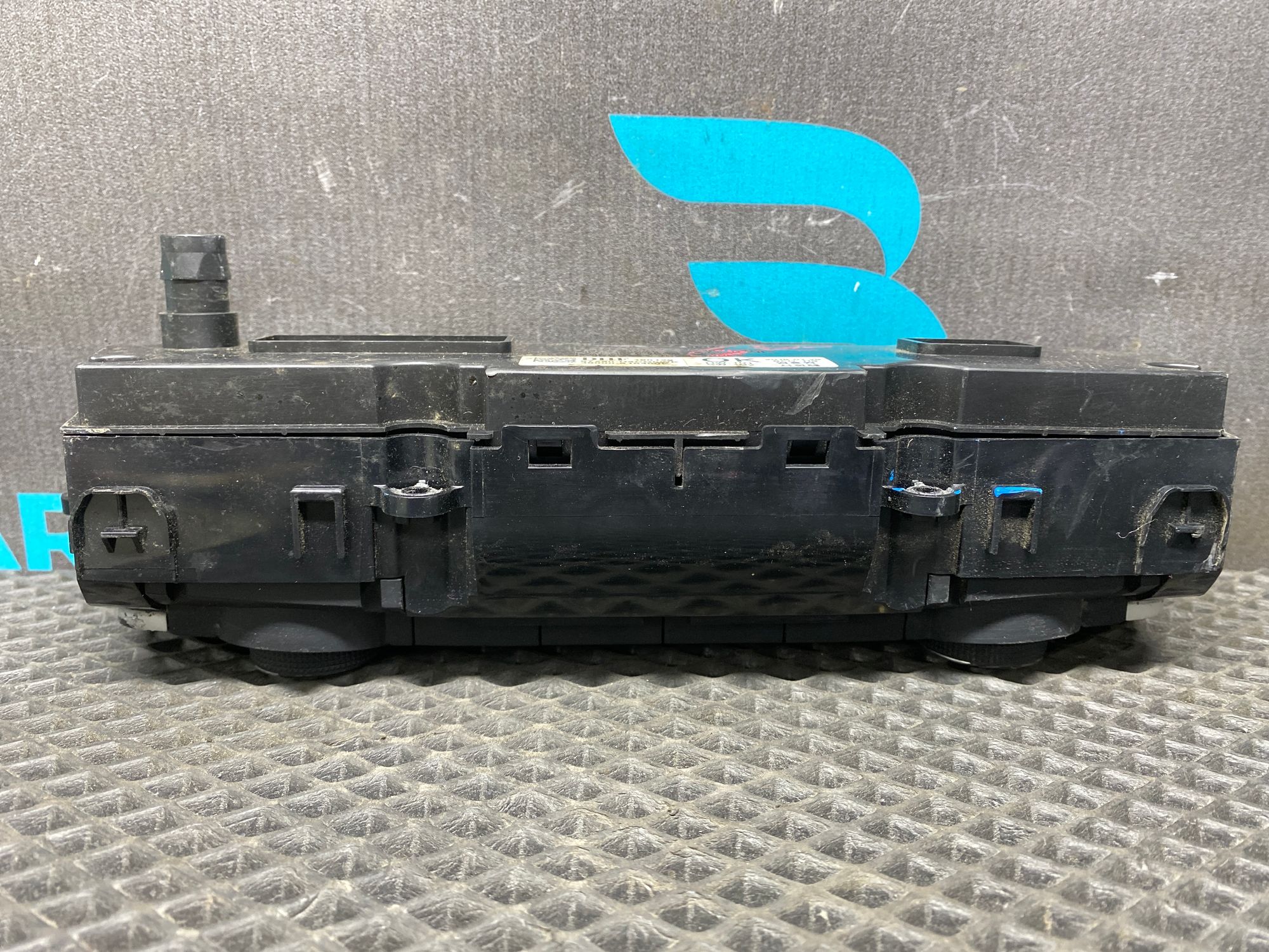 https://ycs.partsauto.market/partsauto-images/thmbs/userImages/c8f07ba63eb5b2f0f6006ea854bf8f7d/part/cd1f979e-5476-4900-84af-8bb445d54085_1777703959220.jpg