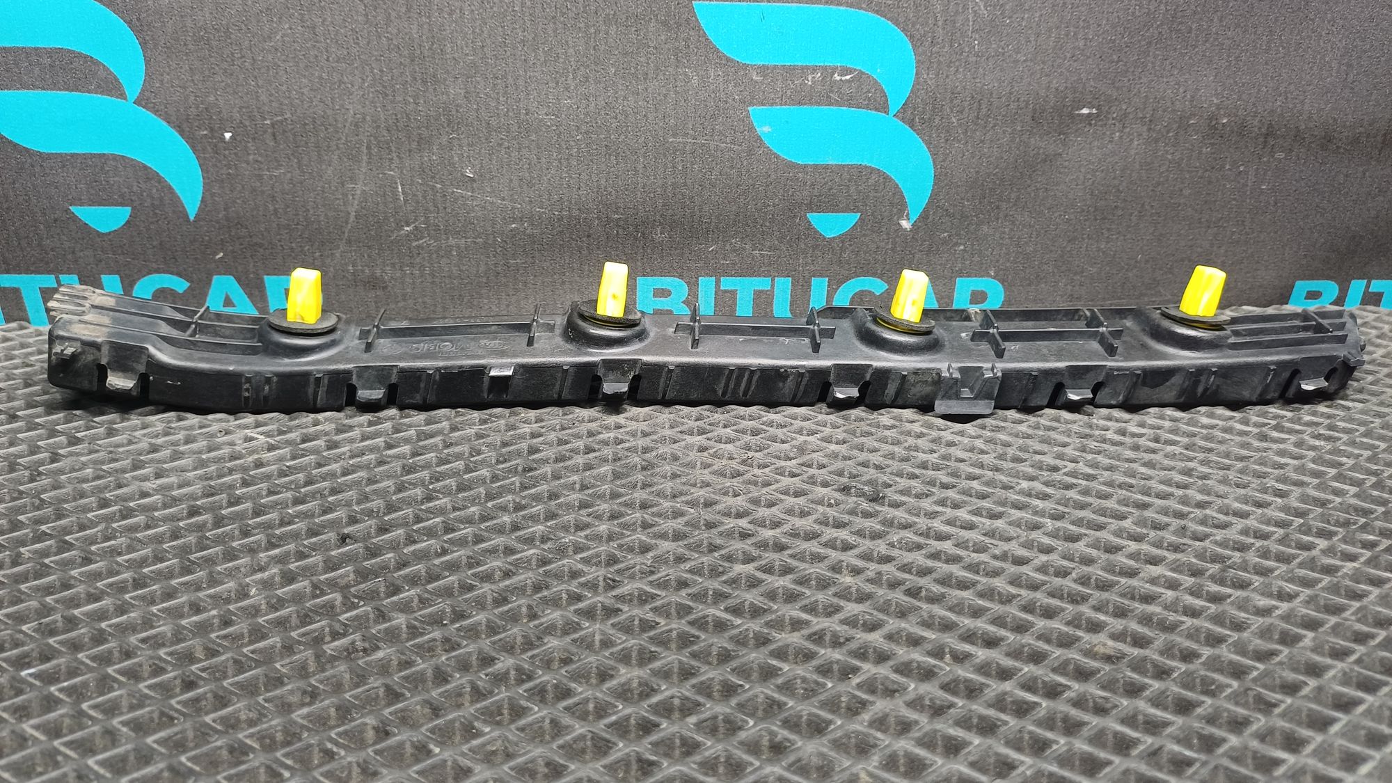 https://ycs.partsauto.market/partsauto-images/thmbs/userImages/c8f07ba63eb5b2f0f6006ea854bf8f7d/part/cd6a64fa-e352-431e-8ec5-3ab0a2eb75fe_1776868913952.jpg