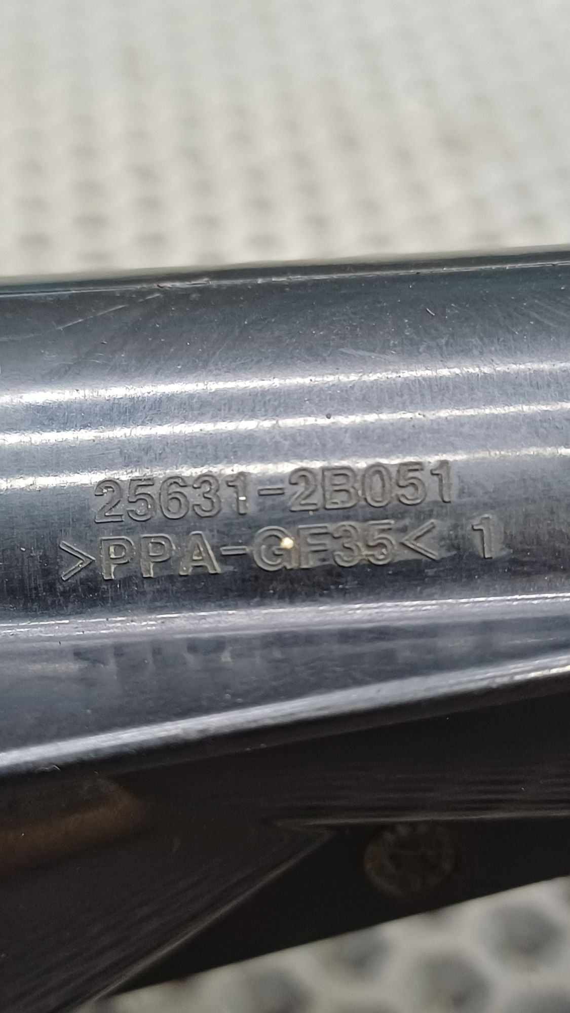 https://ycs.partsauto.market/partsauto-images/thmbs/userImages/c8f07ba63eb5b2f0f6006ea854bf8f7d/part/cdb38cf8-e3c6-49c7-bc7d-9fa8ba42bd8a_1777381545330.jpg