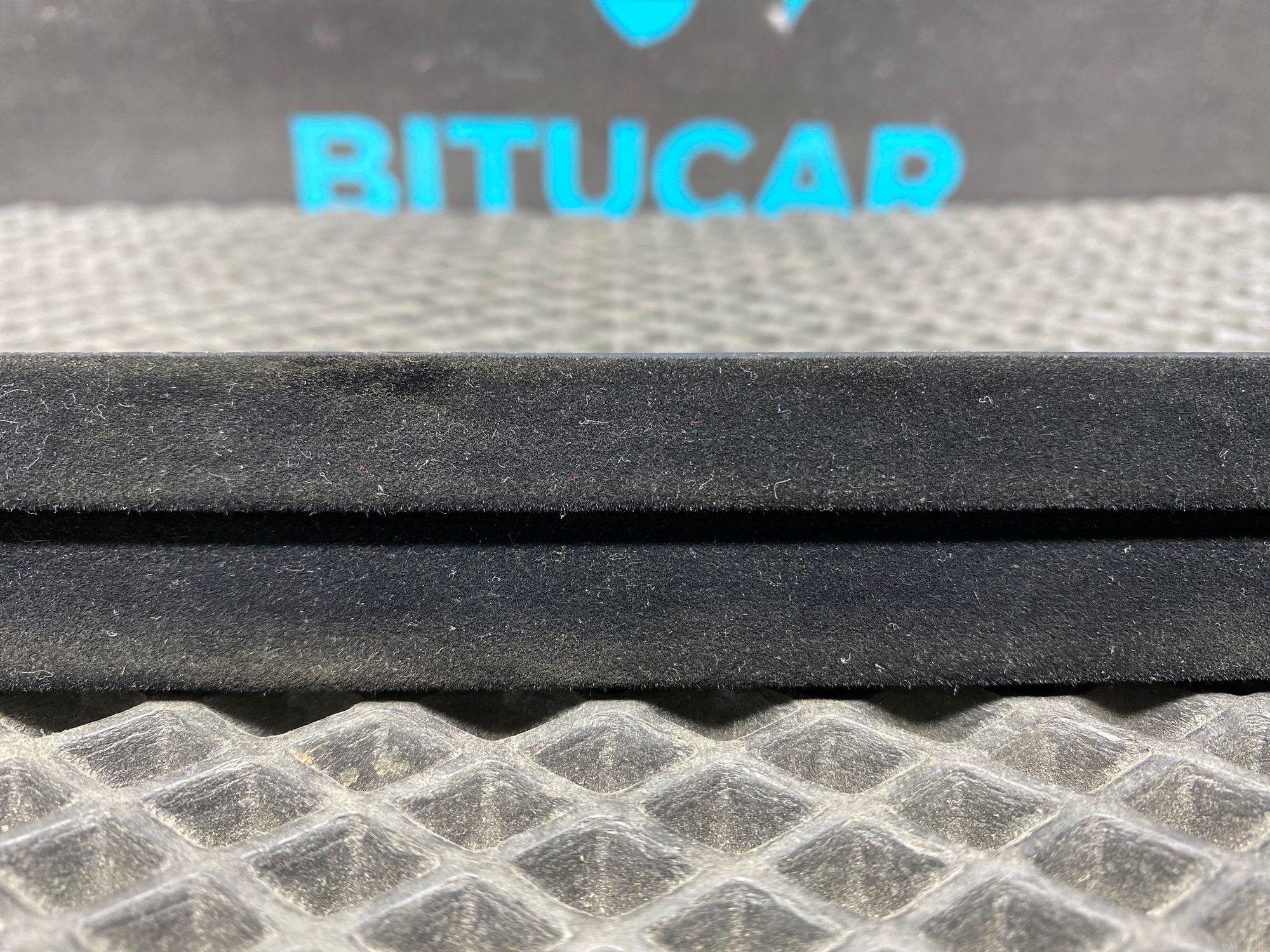 https://ycs.partsauto.market/partsauto-images/thmbs/userImages/c8f07ba63eb5b2f0f6006ea854bf8f7d/part/ce64a8c0-ae4c-4c5d-9c06-d6371fc9e4bd_1777032786912.jpg