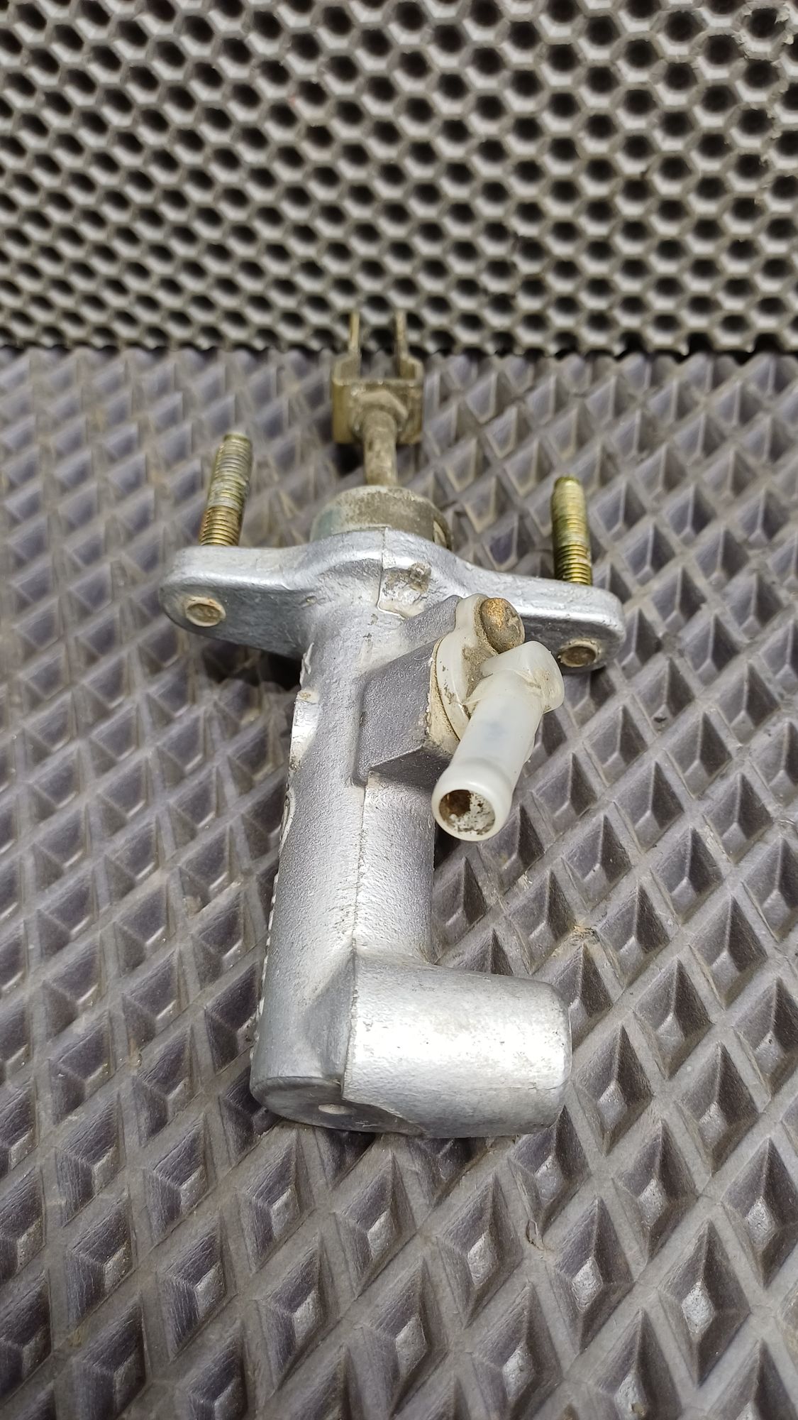 Б/У Цилиндр сцепления рабочий Toyota CARINA E 6 дорест. 1992—1996 1994 Зеленый, 990 рублей, Краснодар